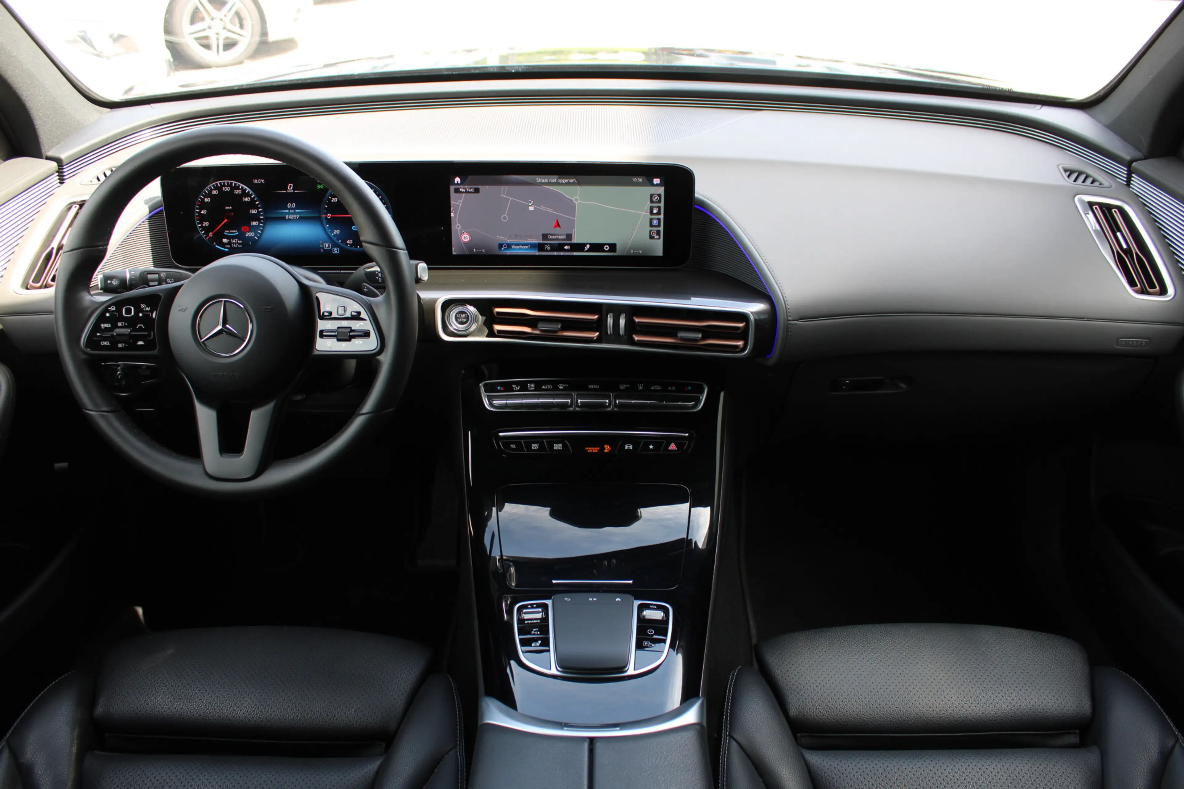 Mercedes-Benz EQC 400 4MATIC Business Solution 80 kWh MARGE LEDER DI — photo 2