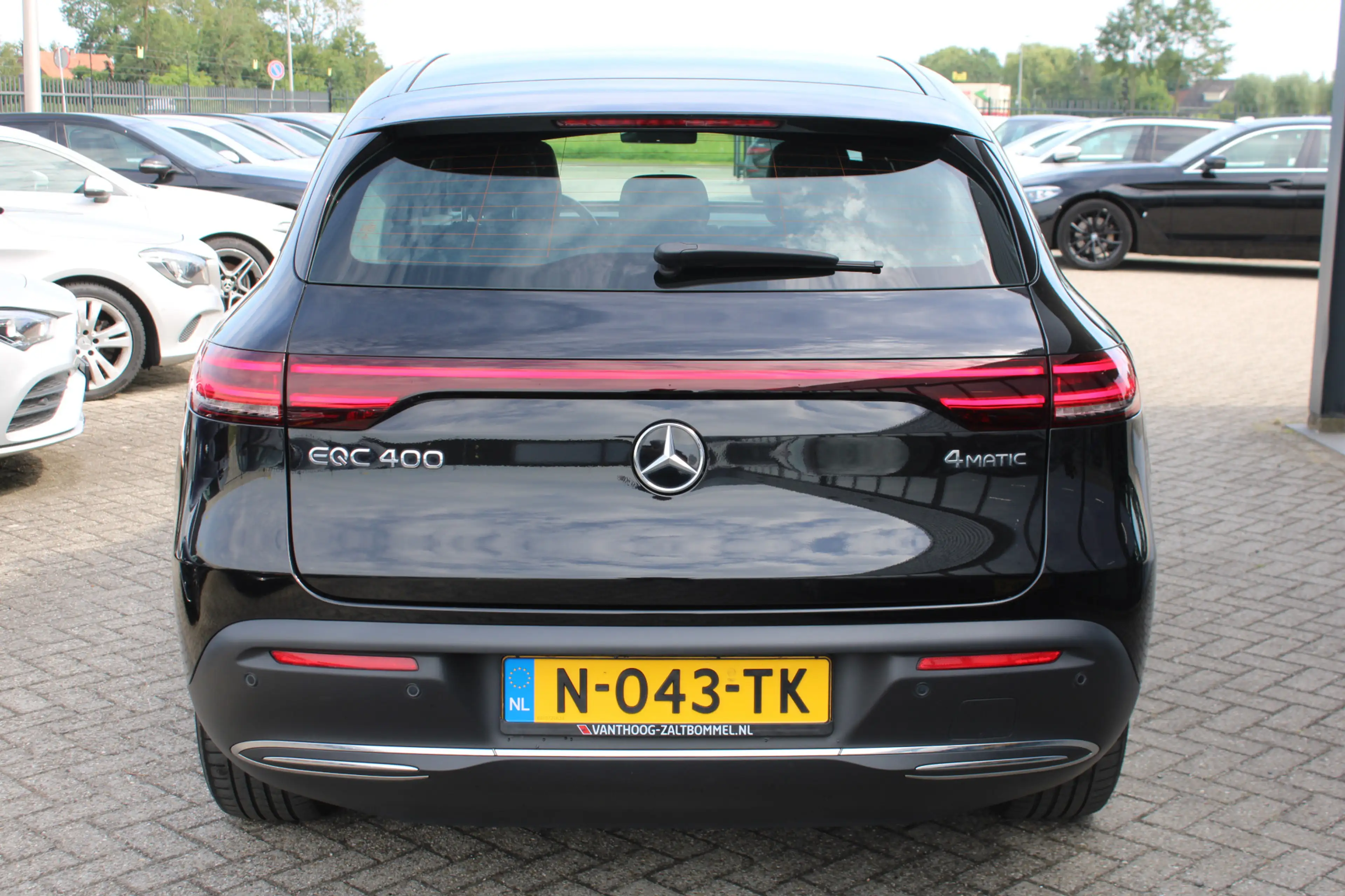 Mercedes-Benz EQC 400 4MATIC Business Solution 80 kWh MARGE LEDER DI — photo 5