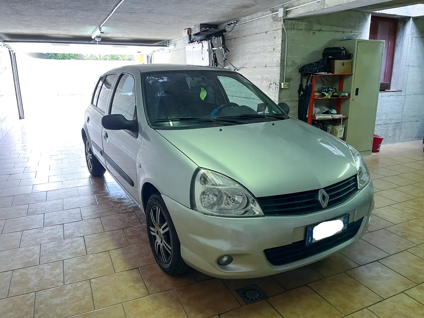 Renault Clio Storia GPL 1.2 Confort Grigio - 2