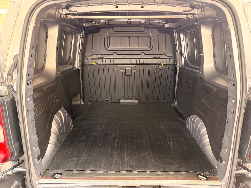 Peugeot Partner 1.5 BlueHDi L1 STD Heavy S/S (EU6.4)-BOITE AUTO-CARPLAY-CAM-REGUL/LIM-GARANTIE JUSQU'A 36 MOIS — photo 15