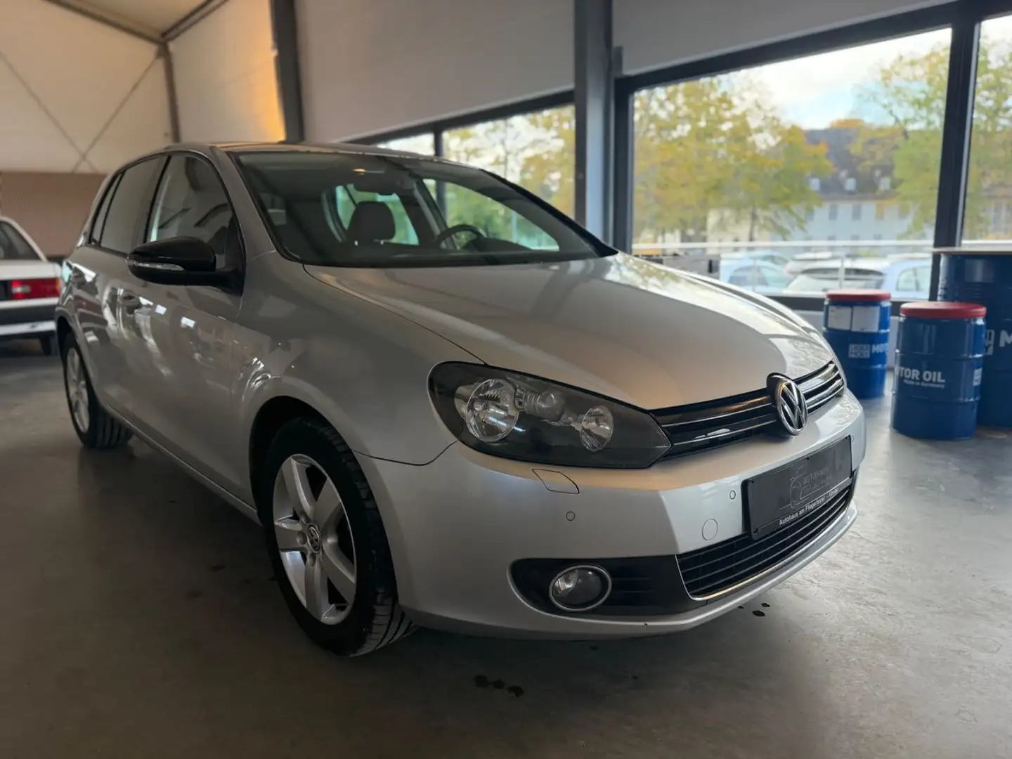 Volkswagen Golf VI 1.6 TDI Style PDC/Temp/SHZ/Navi Argent - 2