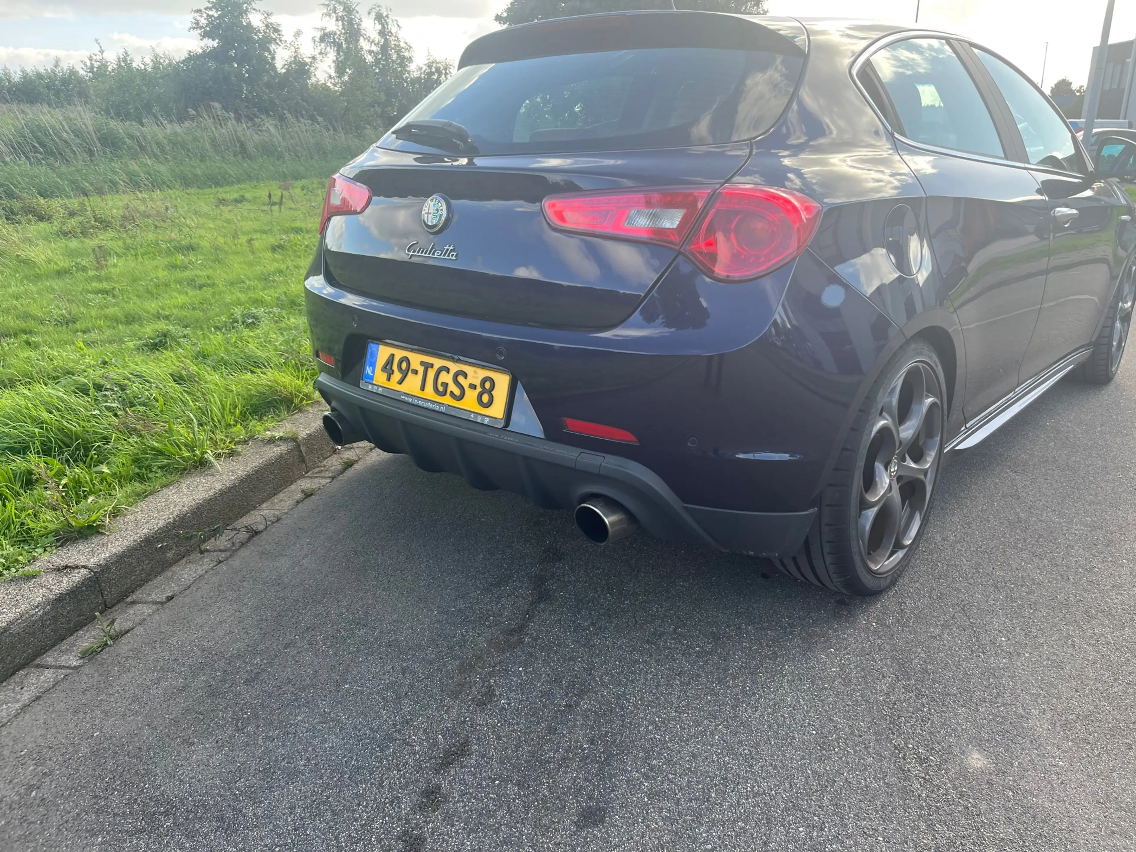 Alfa Romeo Giulietta 1.4 T Distinctive BJ 2012 AIRCO LEER 19 inch VELFE — photo 4