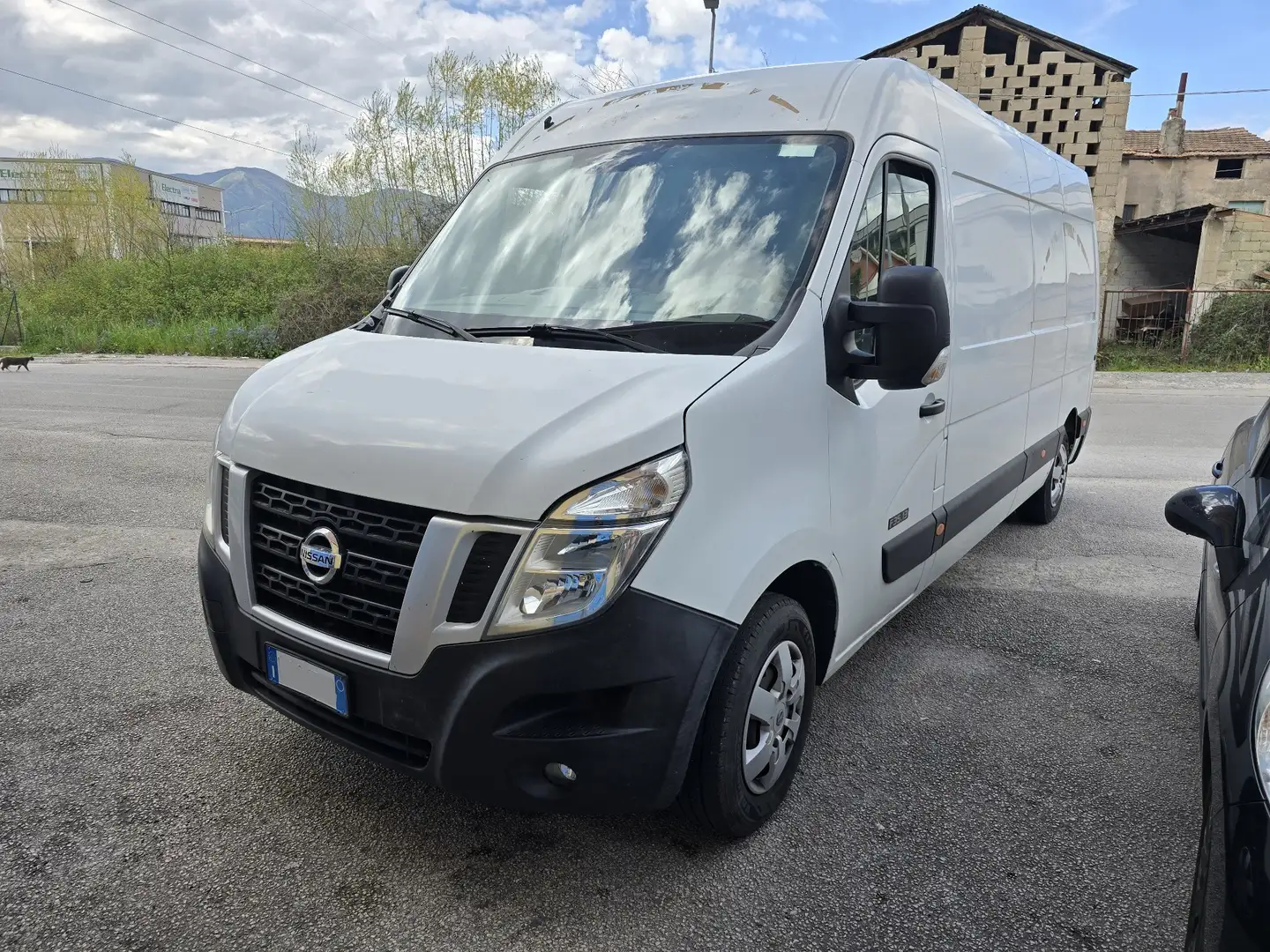 Nissan NV400 - 1