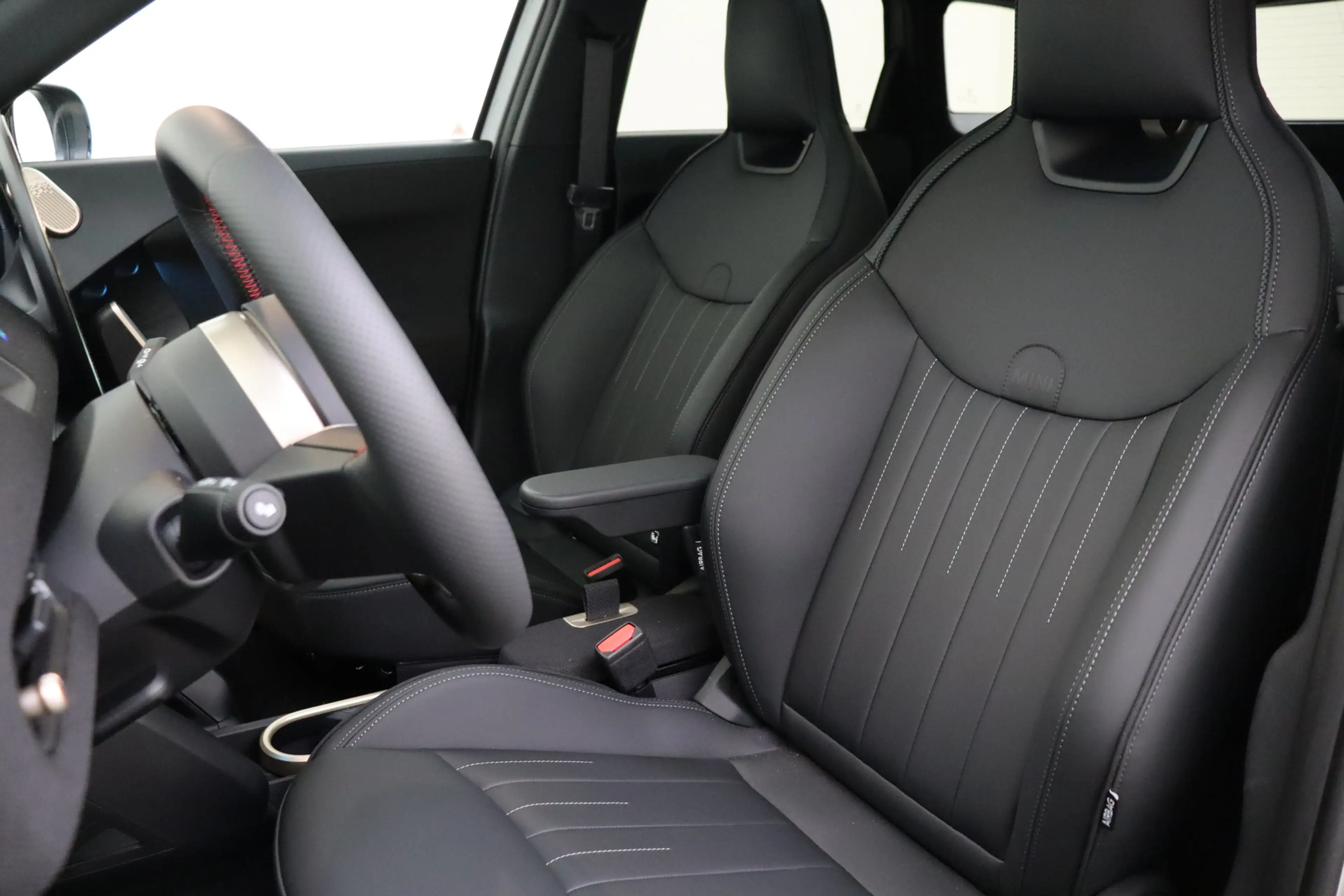 MINI Aceman SE / John Cooper Works / Pakket XL / 18" JCW Slide — photo 6