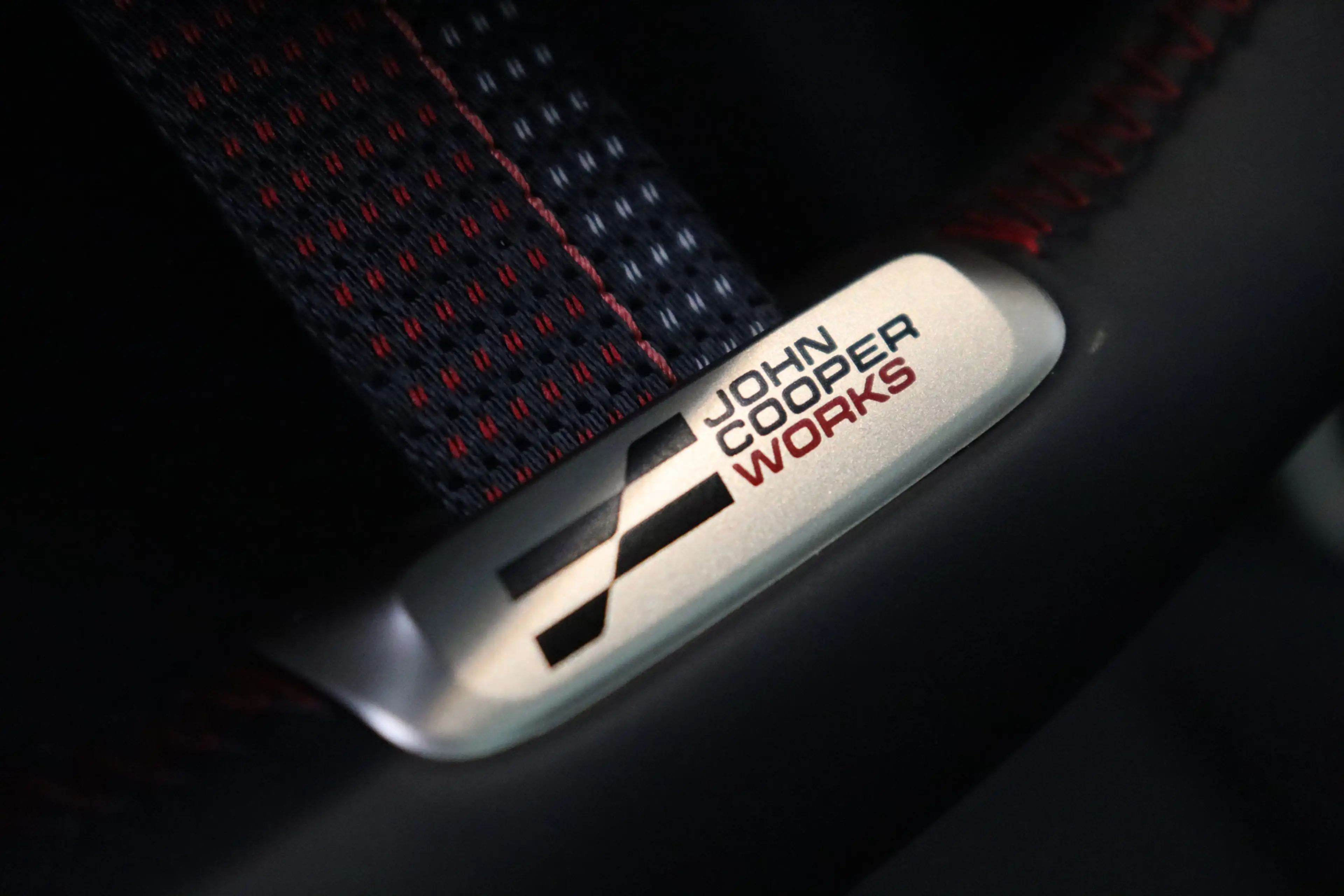 MINI Aceman SE / John Cooper Works / Pakket XL / 18" JCW Slide — photo 12