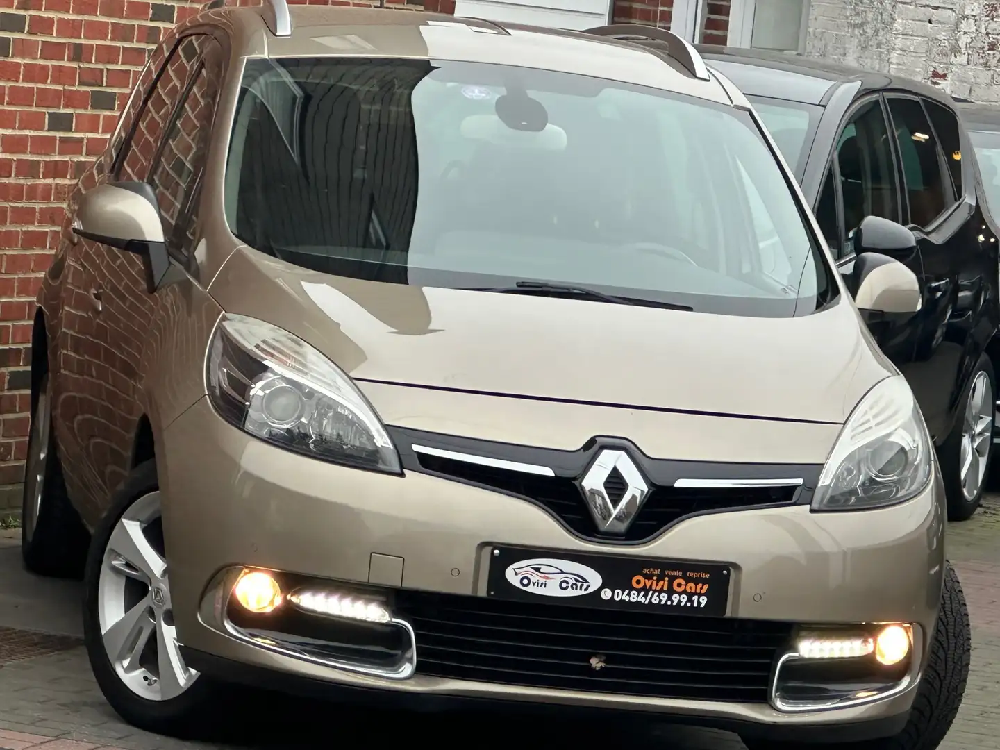 Renault Grand Scenic 1.2 TCe / ECRAN / tres belle a boir / Brons - 2