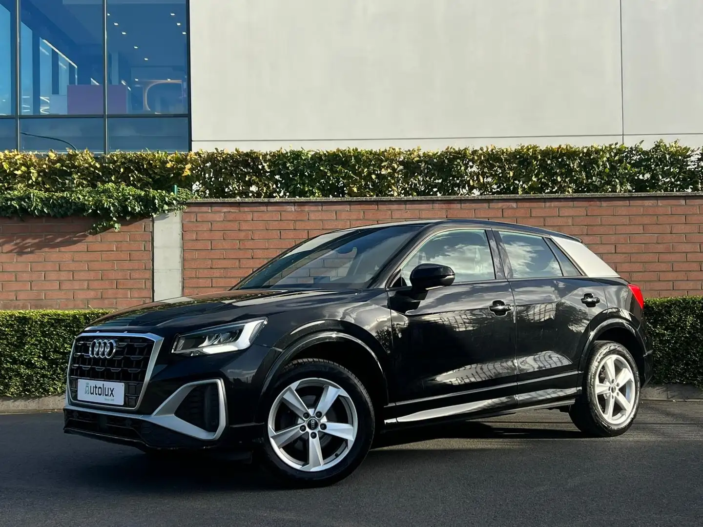 Audi Q2 Q2 35 TFSI S line S tronic - 61.000 km Zwart - 1