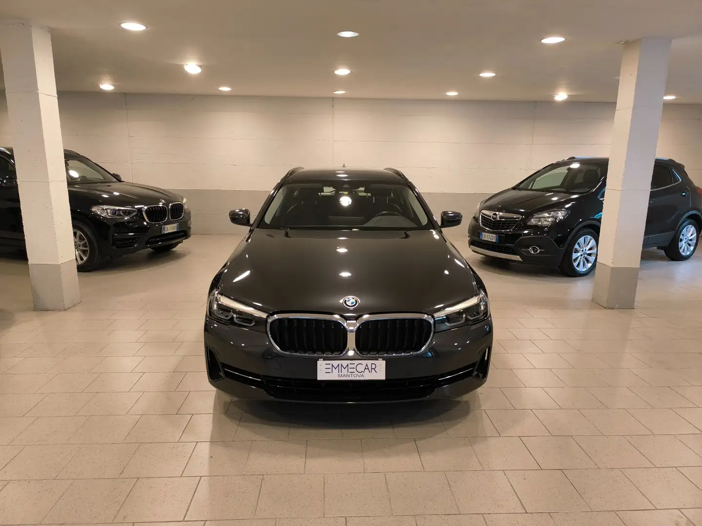 BMW 520 Serie 5 G31 2020 Touring LCI 520d Touring  aut. Nero - 1
