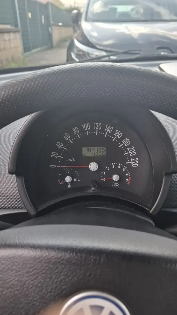 Volkswagen New Beetle 1.6 102cv - 2