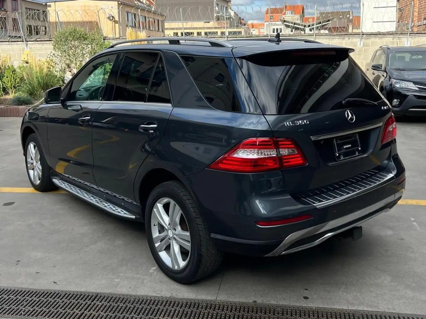 Mercedes-Benz ML 350 FULLY LOADED-4MATIC-ONLY FOR EXPORT OUT OF EUROPE Gris - 2