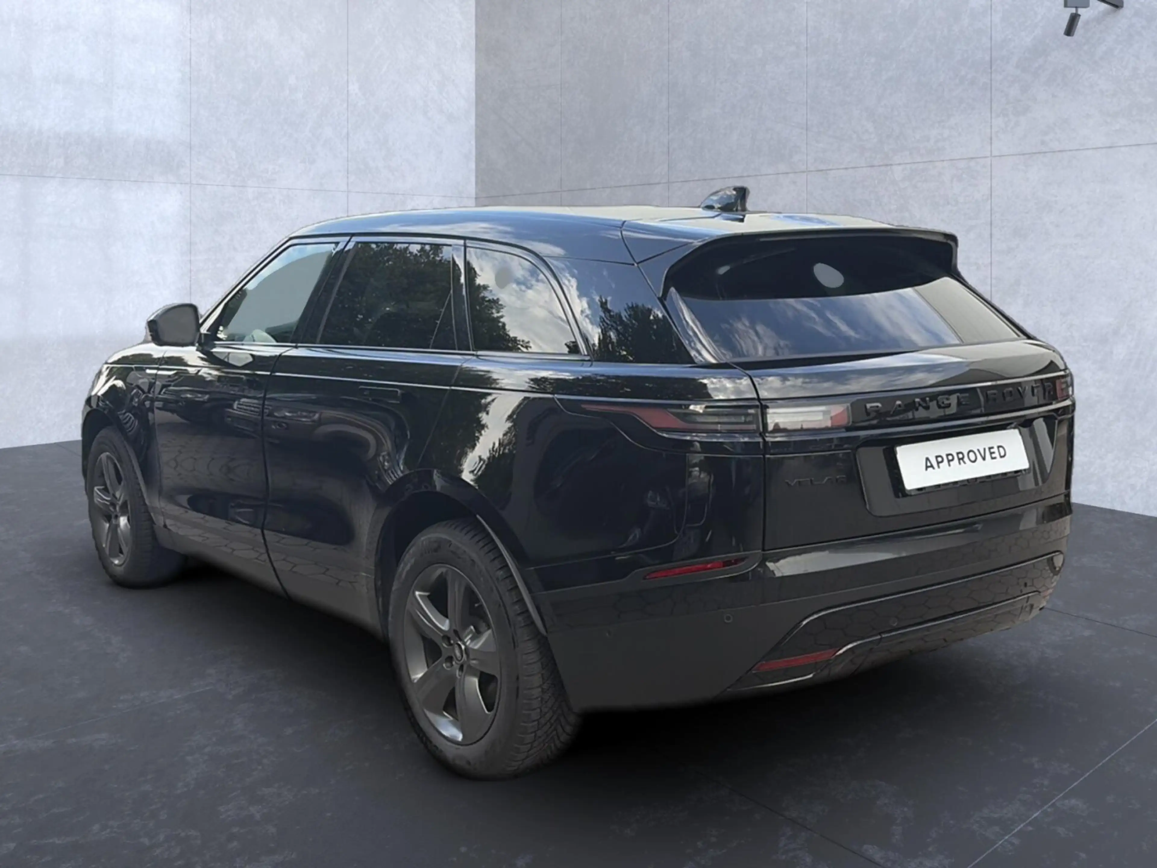 Land Rover Range Rover Velar Range Rover D200 S AHK|Black — photo 5
