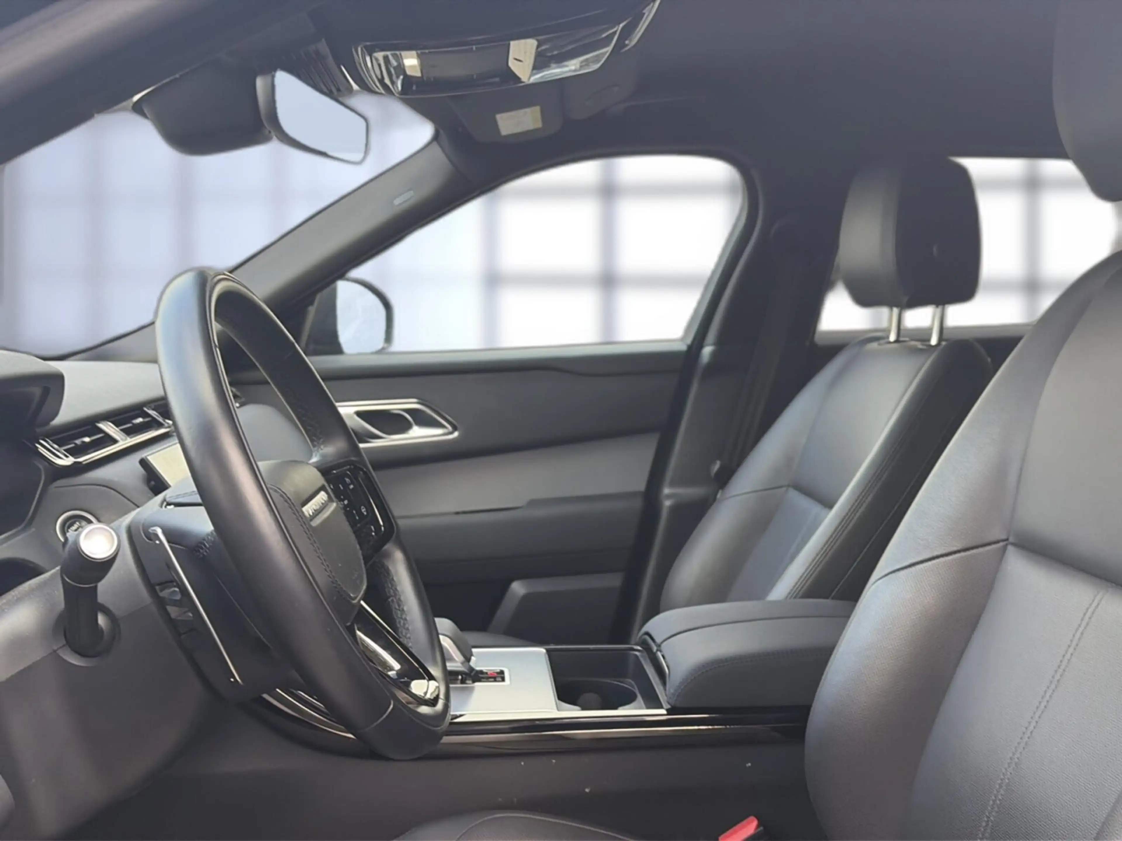 Land Rover Range Rover Velar Range Rover D200 S AHK|Black — photo 8