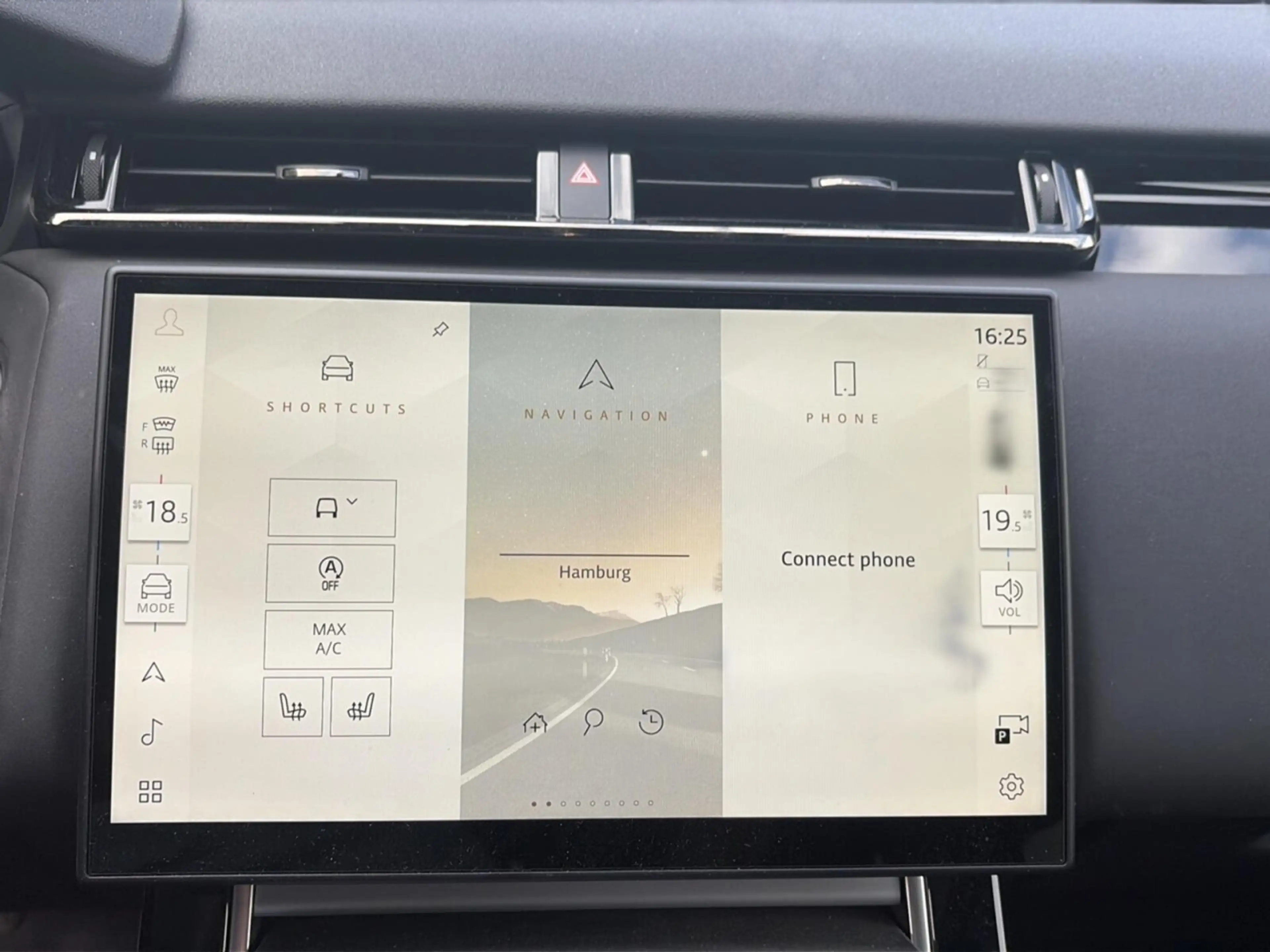 Land Rover Range Rover Velar Range Rover D200 S AHK|Black — photo 12