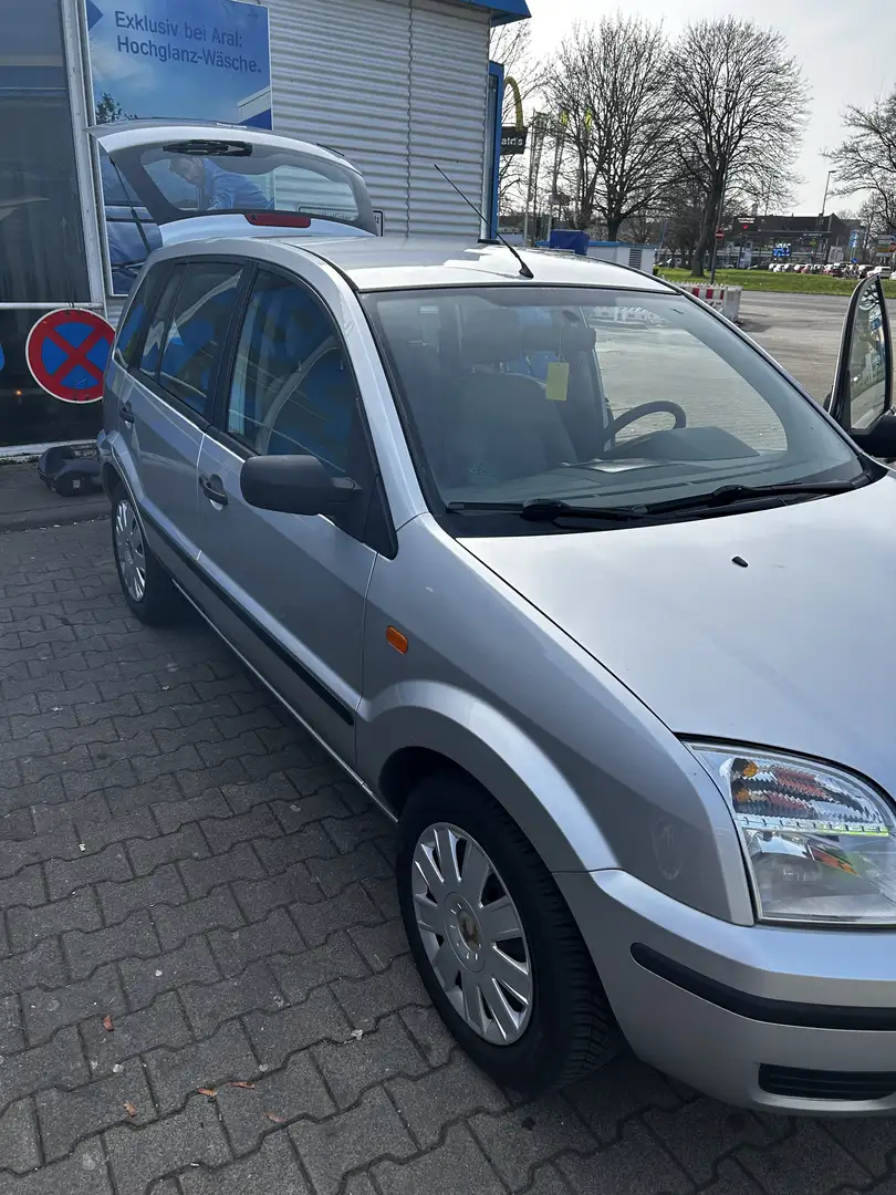 Ford Fusion 1.4 Elegance - 2