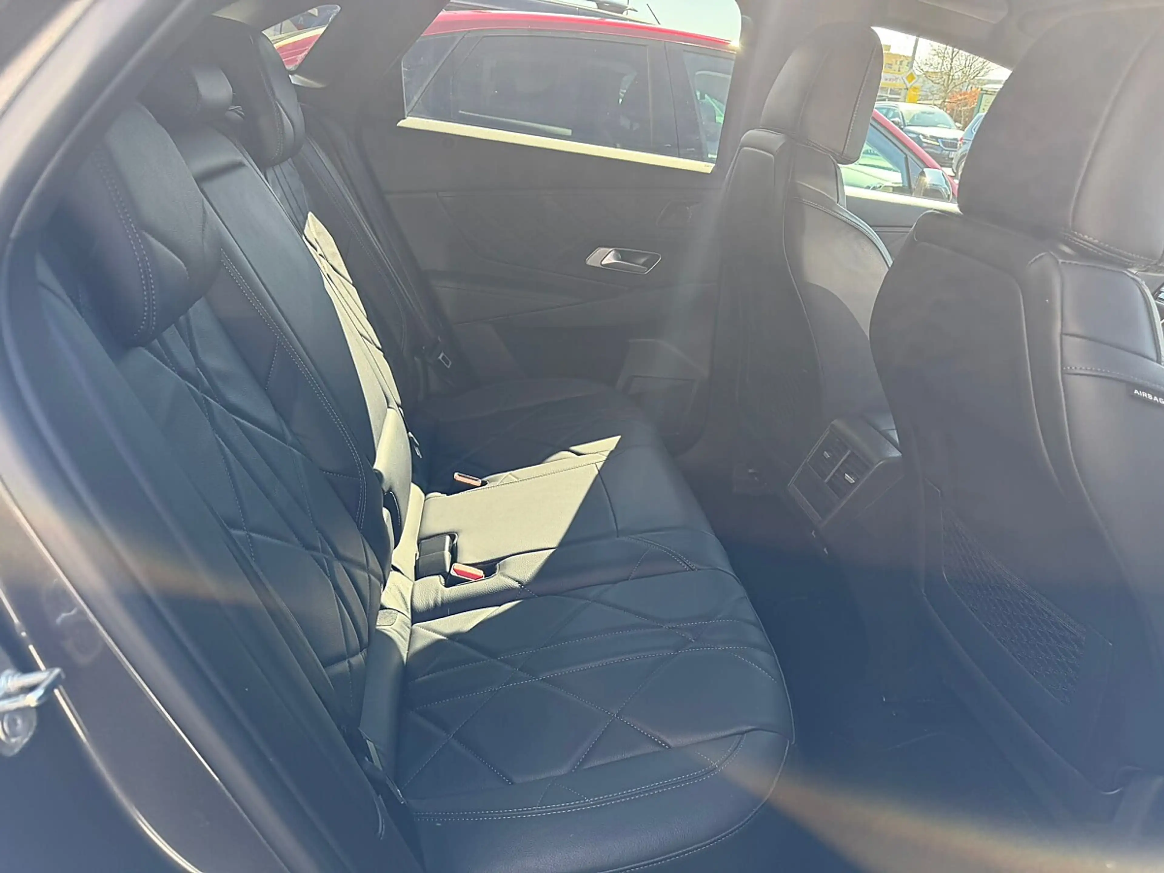 DS Automobiles DS 7 Crossback DS7 Crossback BlueHDi 130 EAT8 Be Chic (G2859) — photo 5