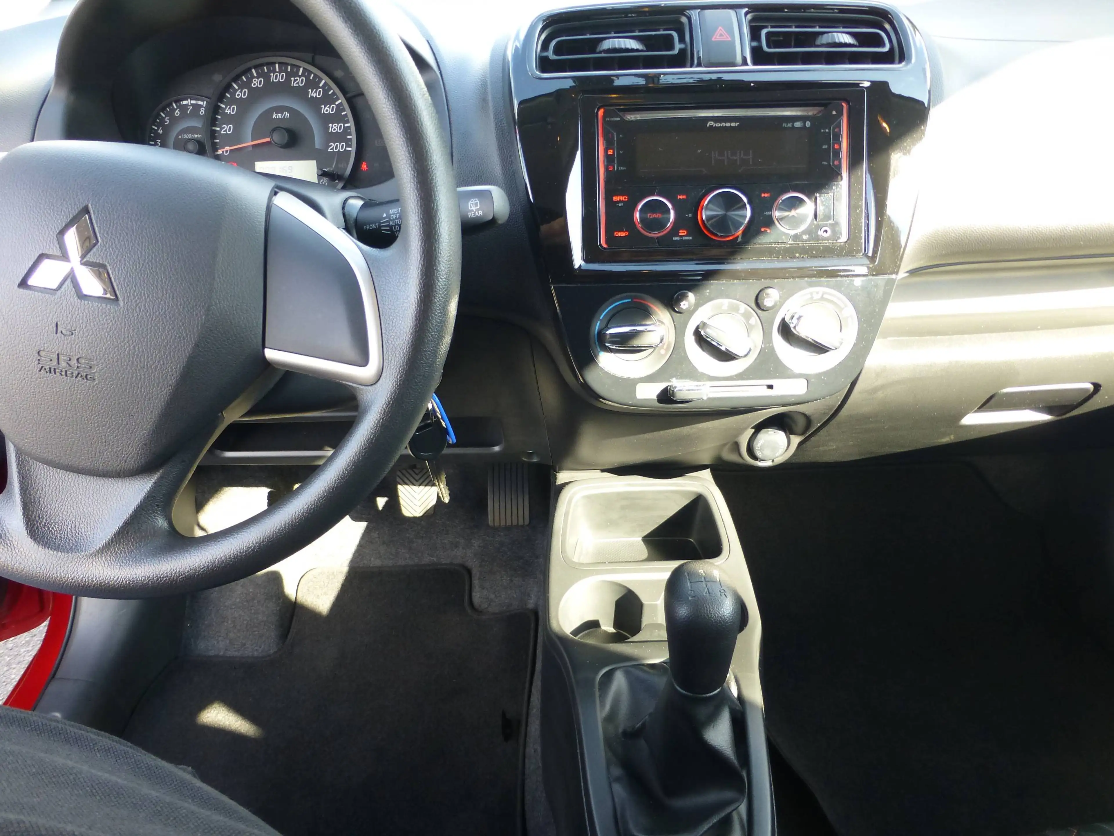 Mitsubishi Space Star Spirit — photo 10