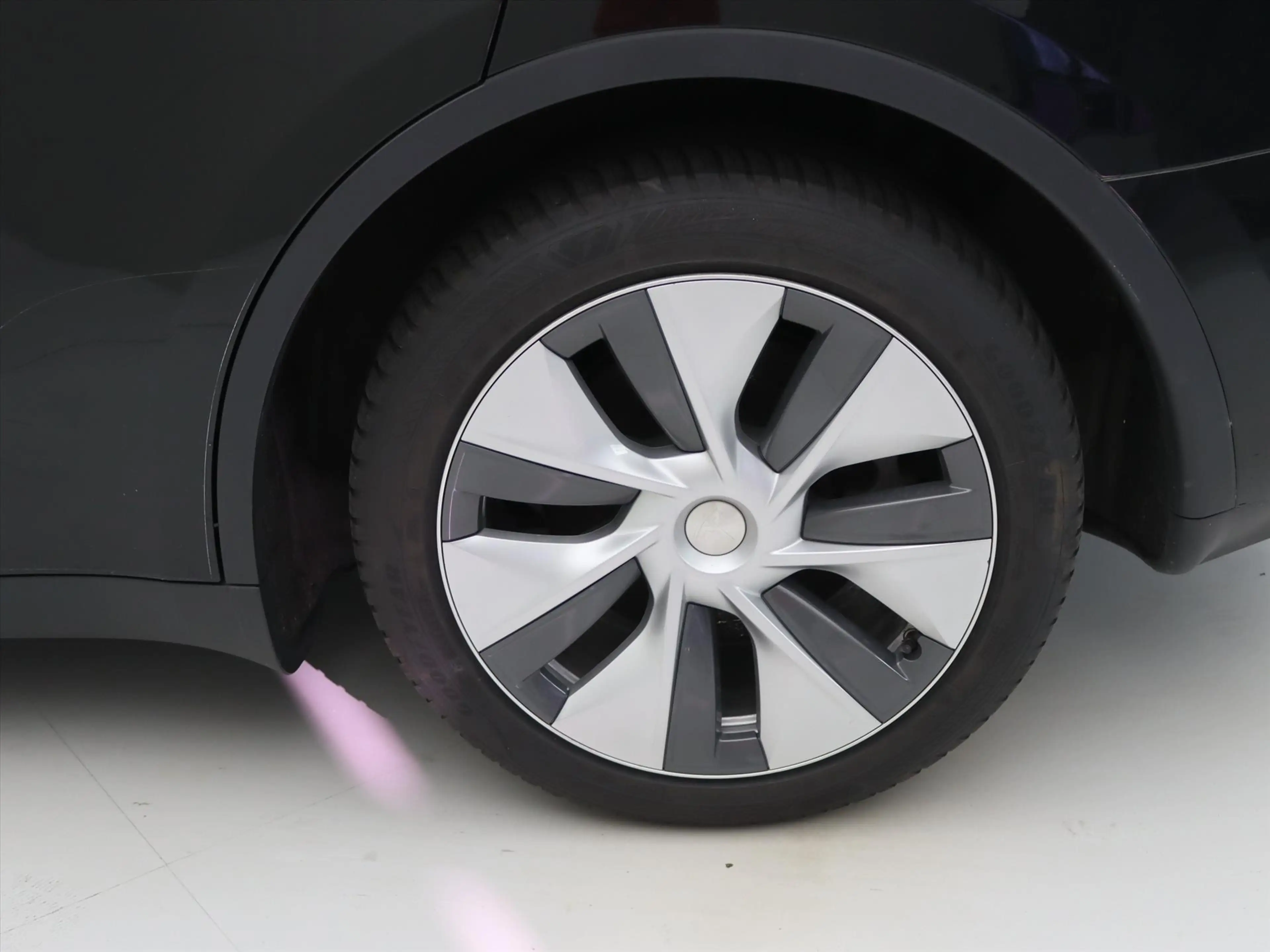 Tesla Model Y Standard RWD Plus 93.5% SoH [ AMD RYZEN+AUTOPILOT+ — photo 13