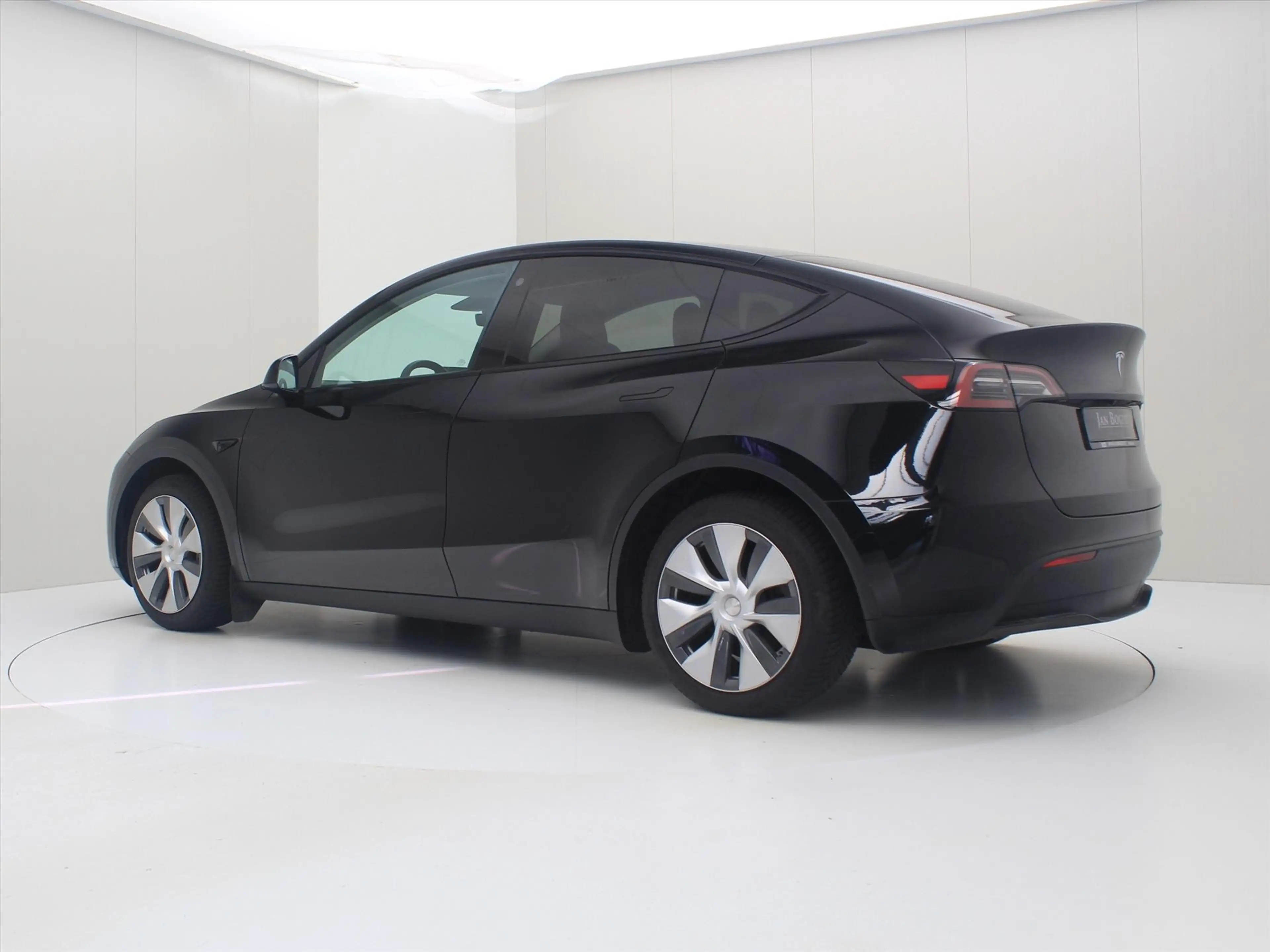 Tesla Model Y Standard RWD Plus 93.5% SoH [ AMD RYZEN+AUTOPILOT+ — photo 3