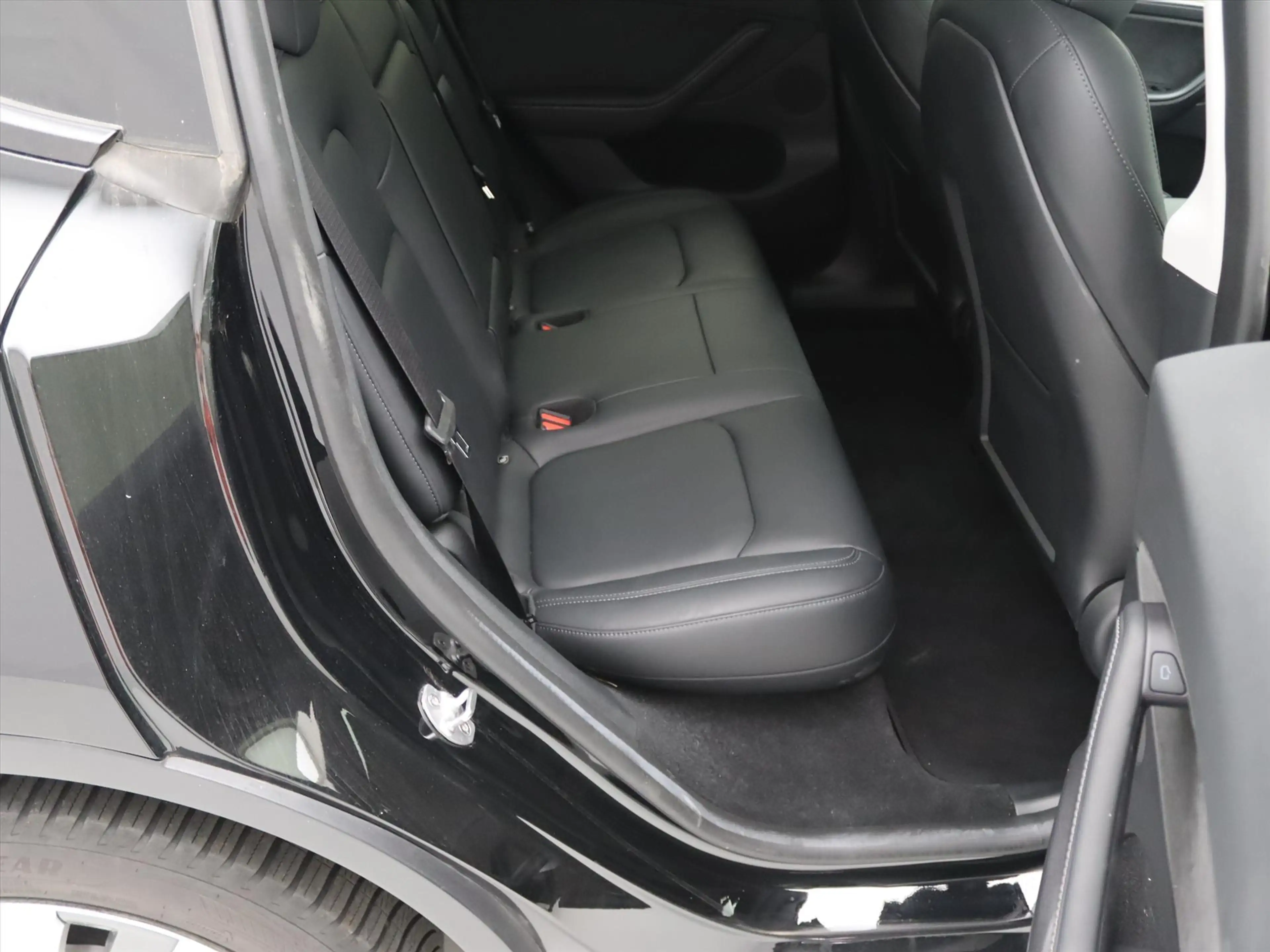 Tesla Model Y Standard RWD Plus 93.5% SoH [ AMD RYZEN+AUTOPILOT+ — photo 14