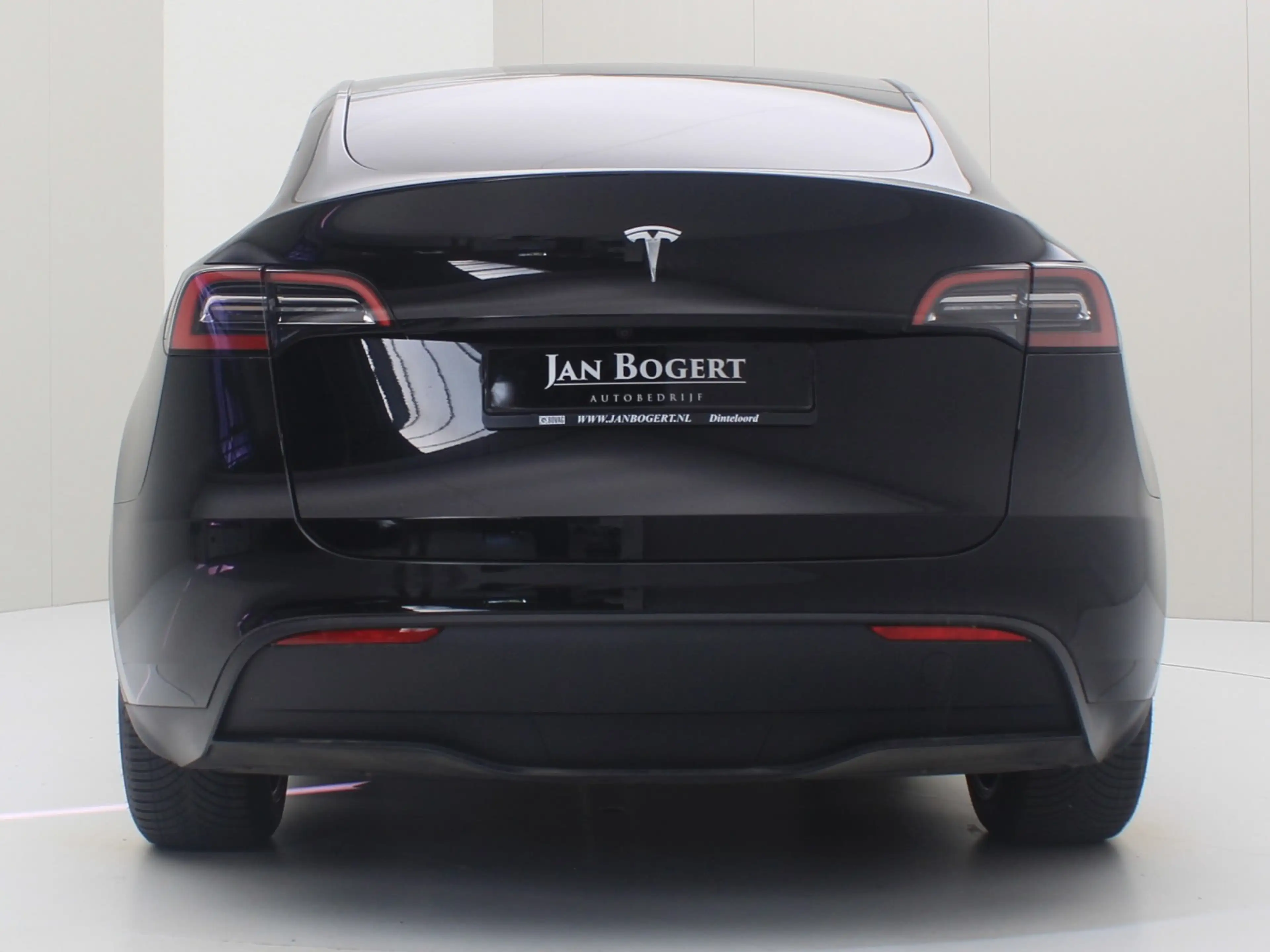 Tesla Model Y Standard RWD Plus 93.5% SoH [ AMD RYZEN+AUTOPILOT+ — photo 6