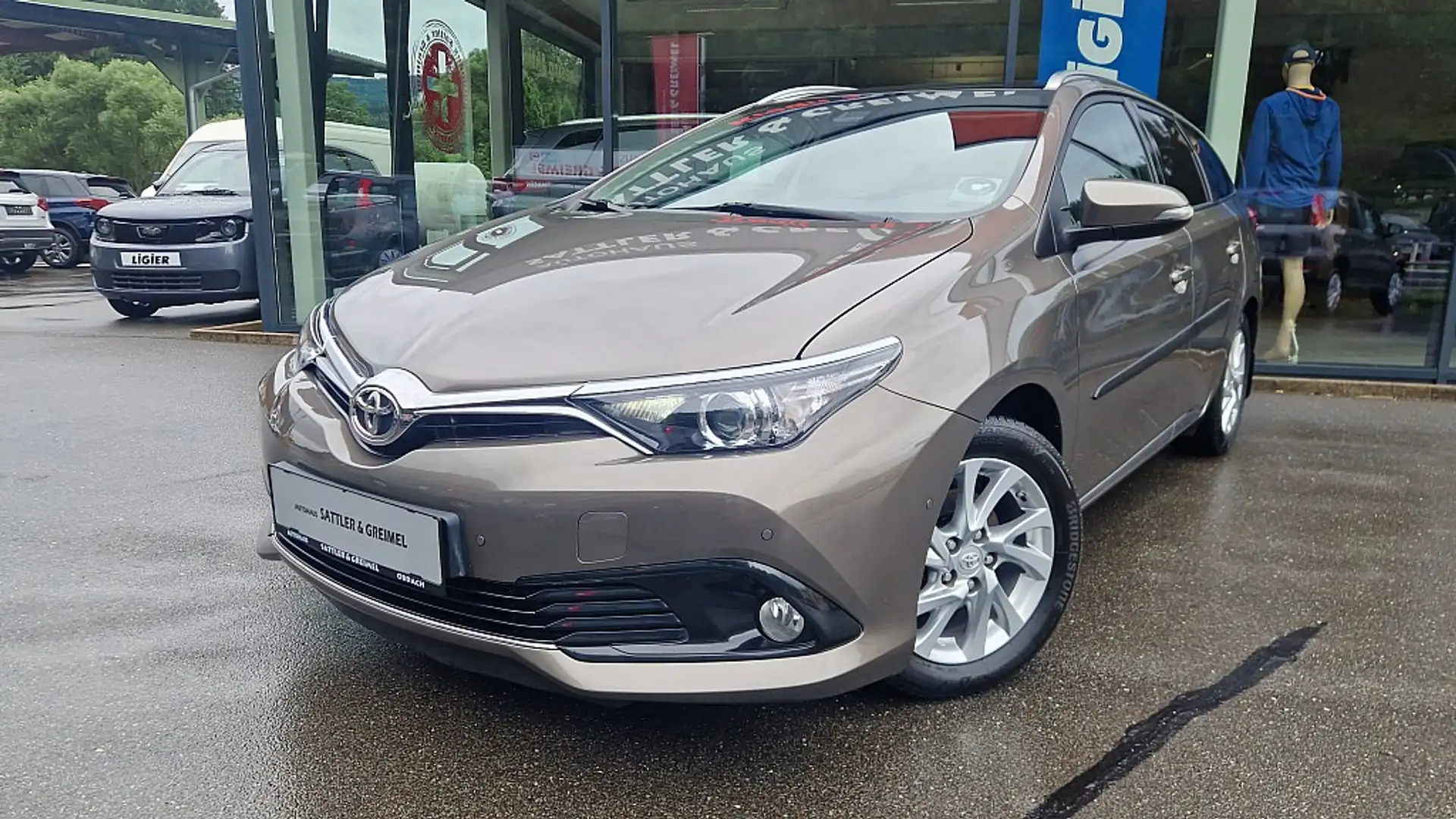 Toyota Auris TS 1,2 Turbo Edition 45 Grigio - 1