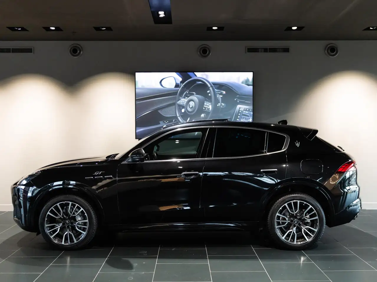 Maserati Grecale 2023