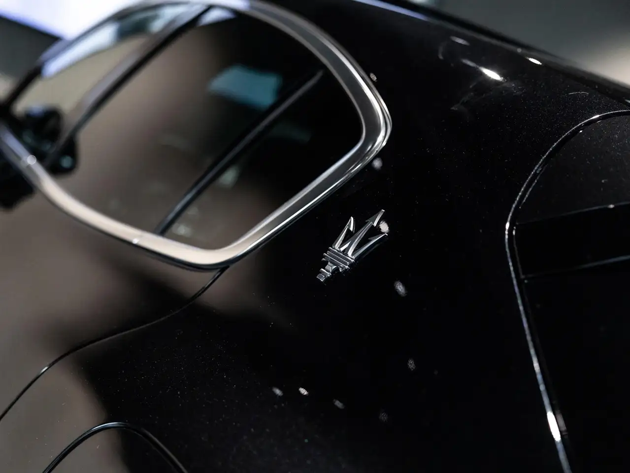Maserati Grecale 2023 — фото 10