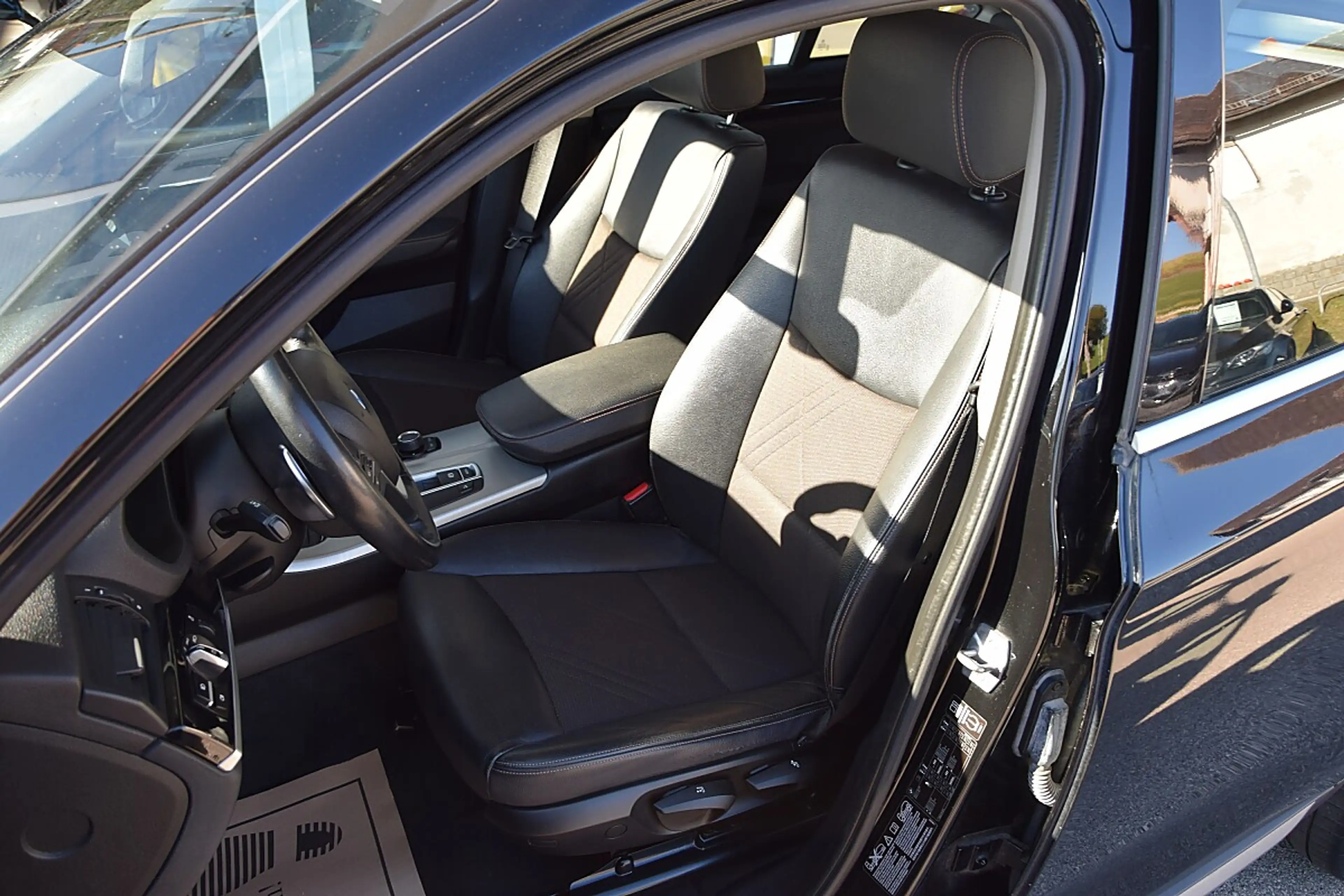 BMW X4 xDrive 20d xLine *Lichtpaket*Regensensor*Xenon* — photo 6