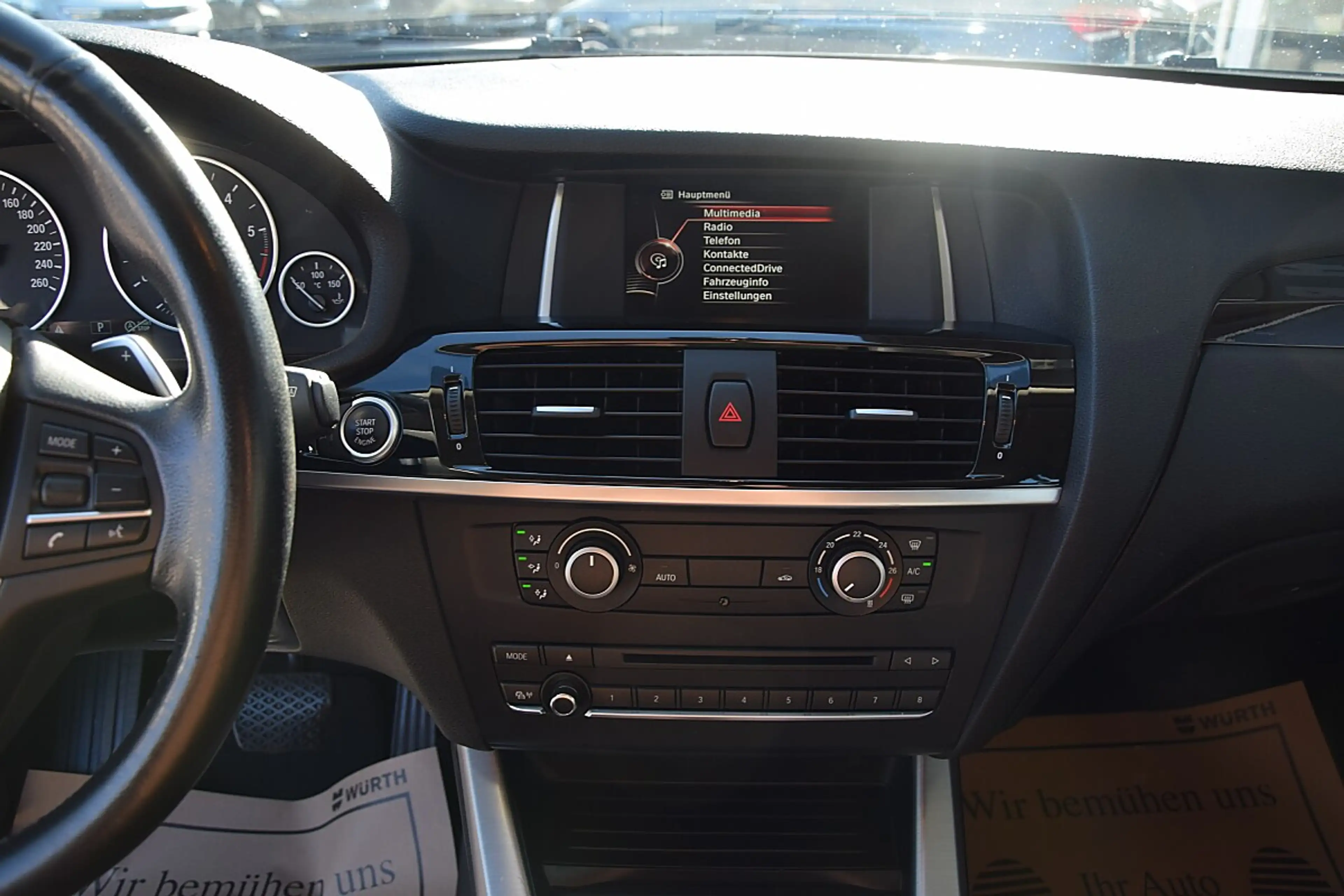 BMW X4 xDrive 20d xLine *Lichtpaket*Regensensor*Xenon* — photo 9