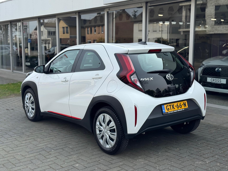 Toyota Aygo X 1.0 VVT-i MT Play Plus | Keyless, Startknop, Stoel — photo 3