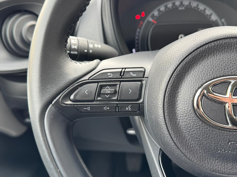 Toyota Aygo X 1.0 VVT-i MT Play Plus | Keyless, Startknop, Stoel — photo 13