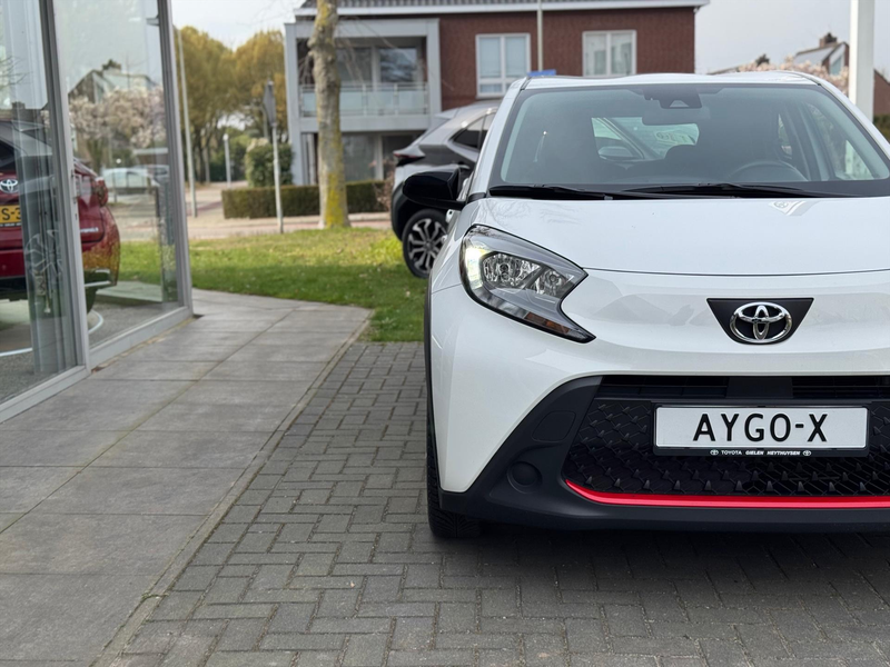 Toyota Aygo X 1.0 VVT-i MT Play Plus | Keyless, Startknop, Stoel — photo 7