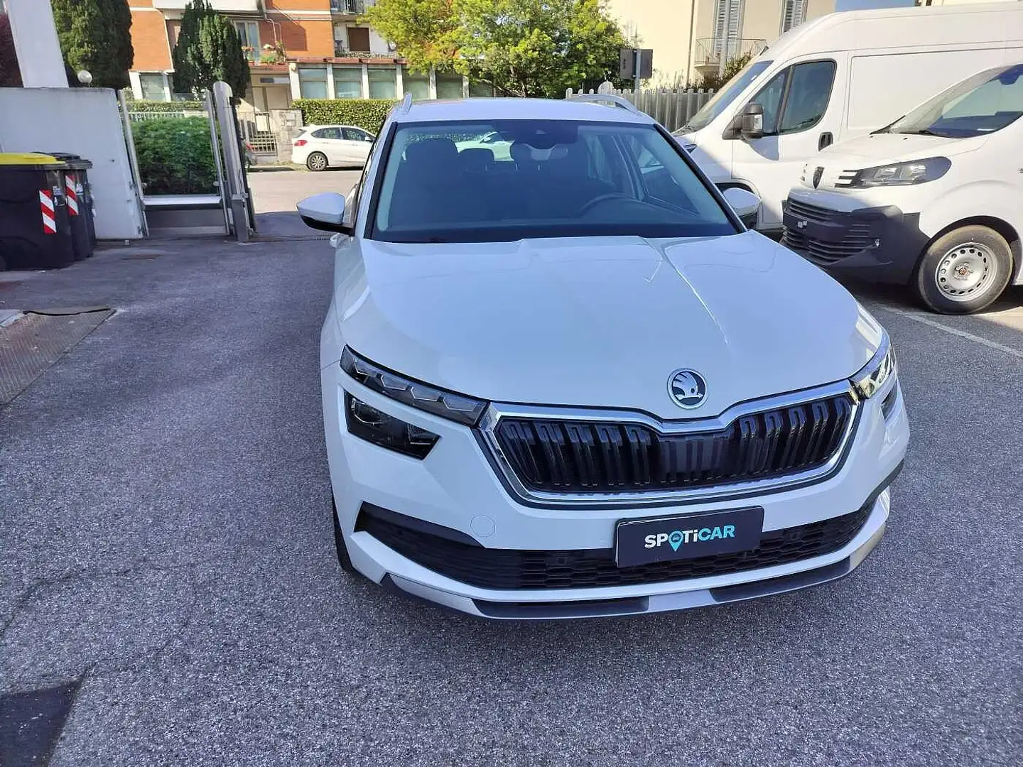Skoda Kamiq 1.0 TSI 115 CV DSG Style Bianco - 1