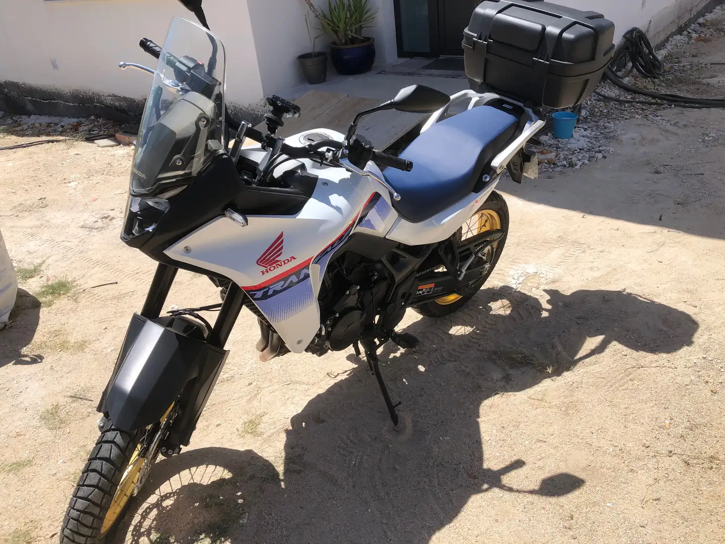 Honda XL 750 Transalp Blanc - 1