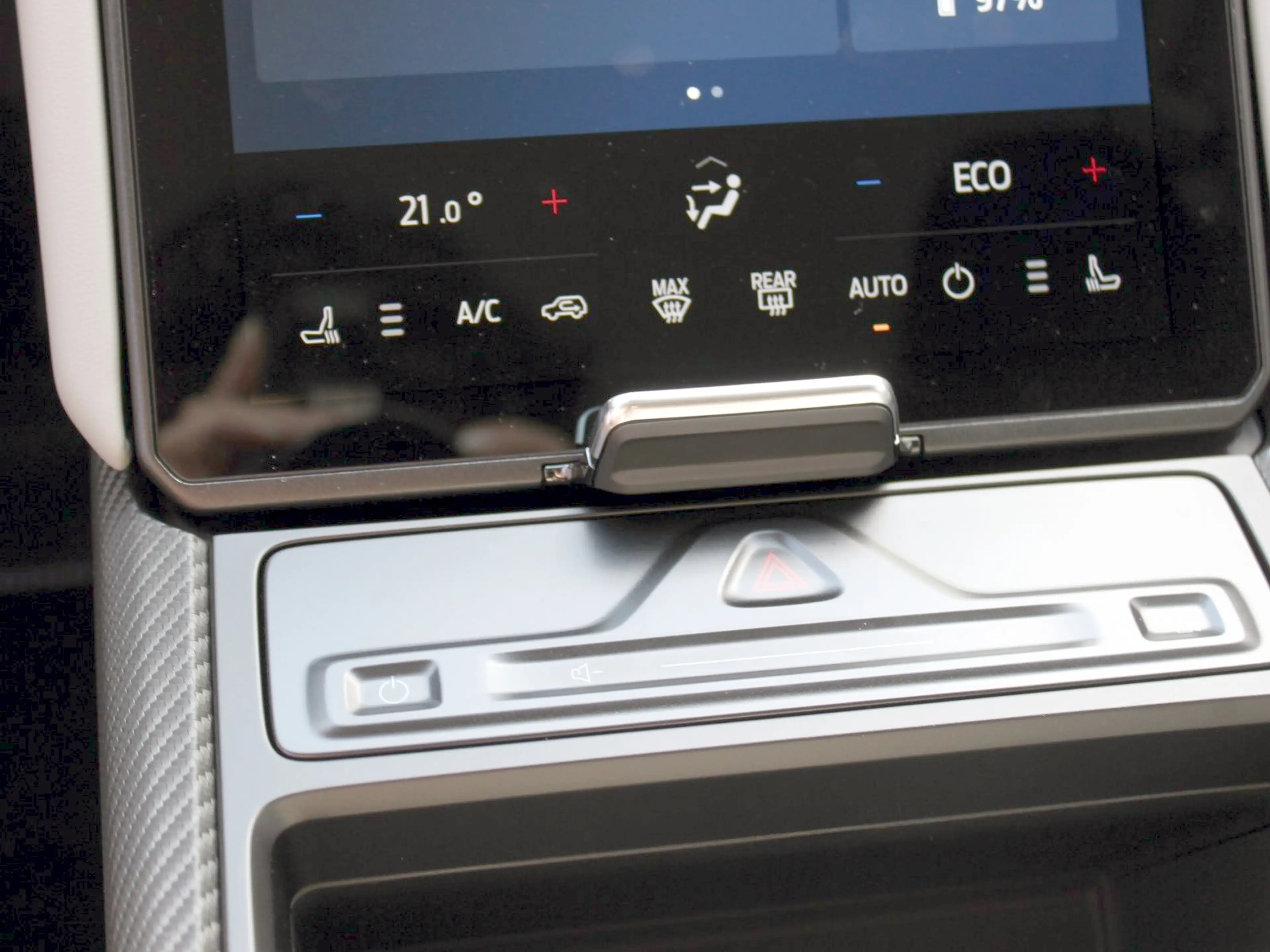 Ford Explorer Premium RWD — photo 13
