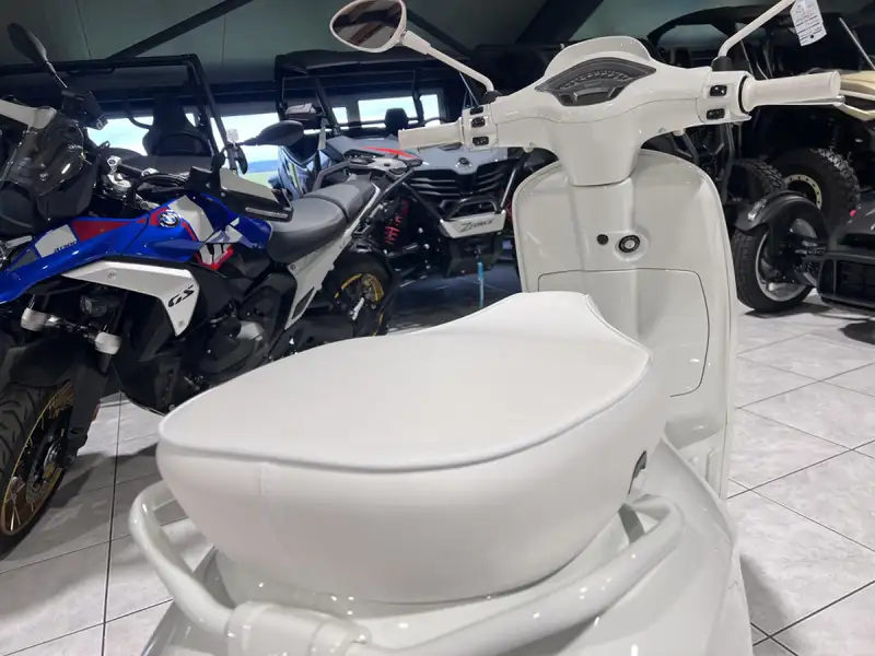 Vespa Sprint 50 - foto 5