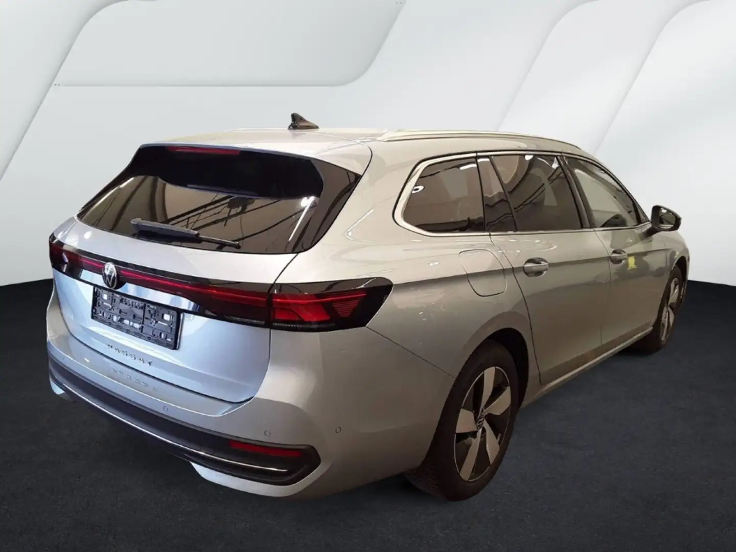 Volkswagen Passat Variant 2.0 TDI BUSINESS AHK KAMERA TRAVEL ASSIST SHZ Argent - 2