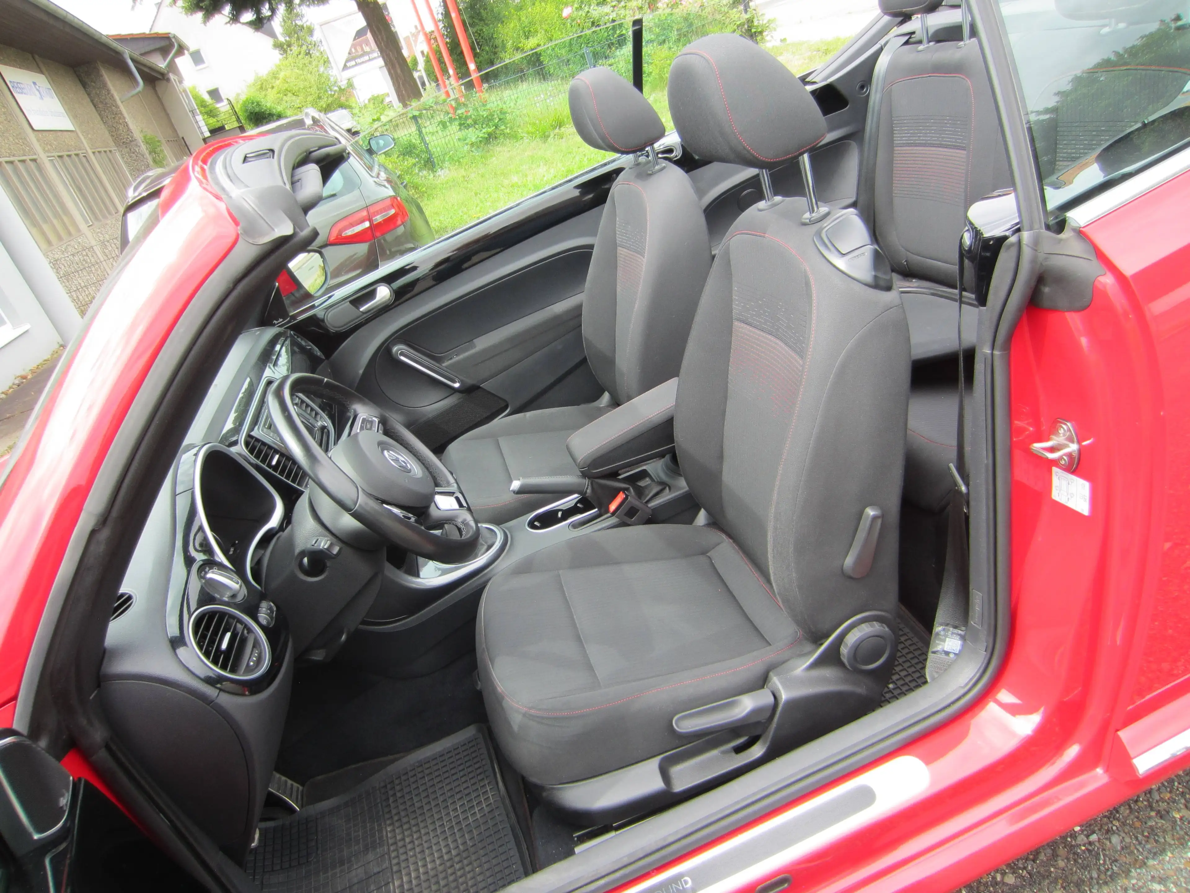 Volkswagen Beetle Design BMT/Start-Stopp Dach elektrisch — photo 14