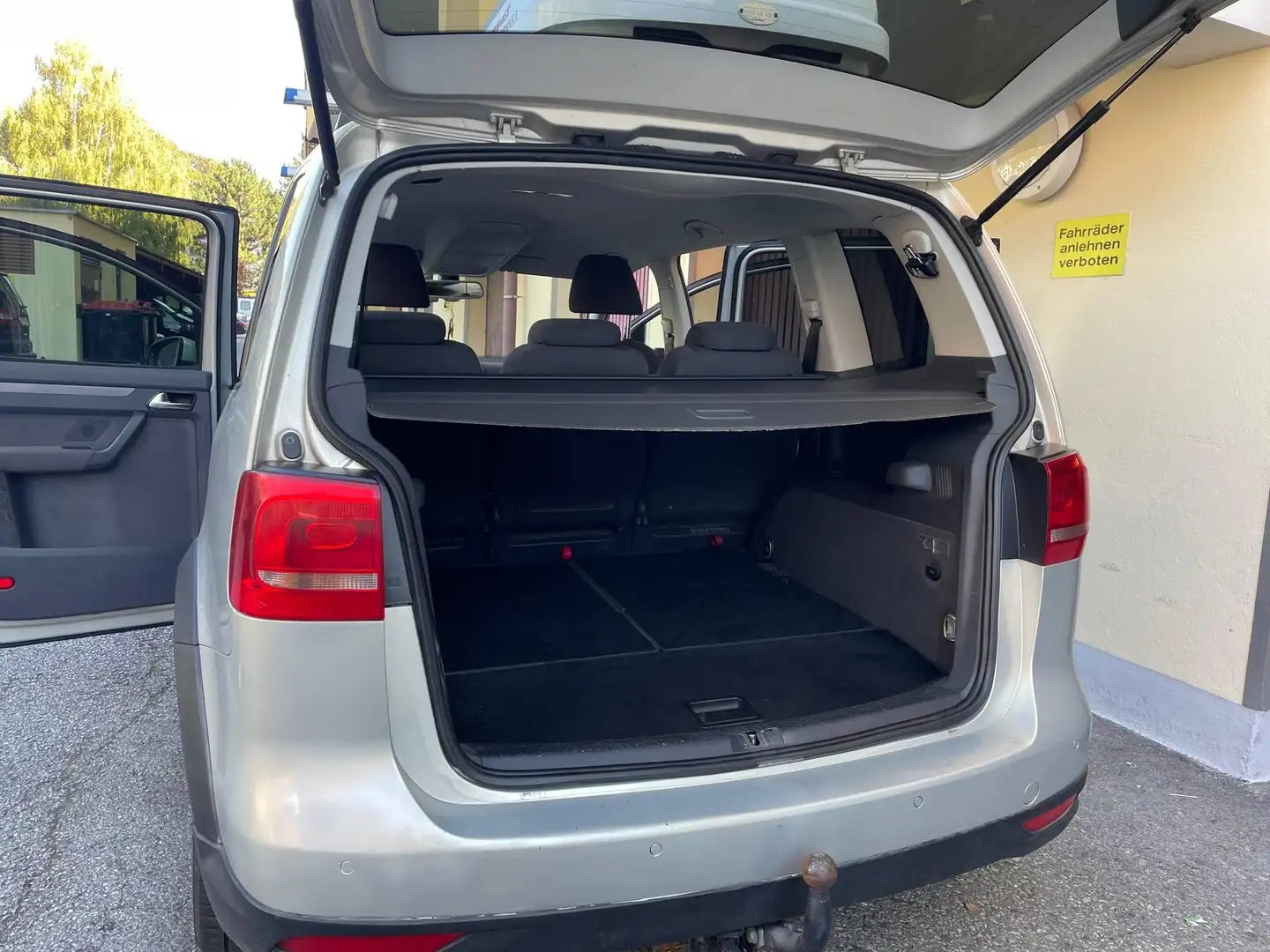 Volkswagen Touran Touran Cross mit Pickel , 7 Sitzer Silber - 1