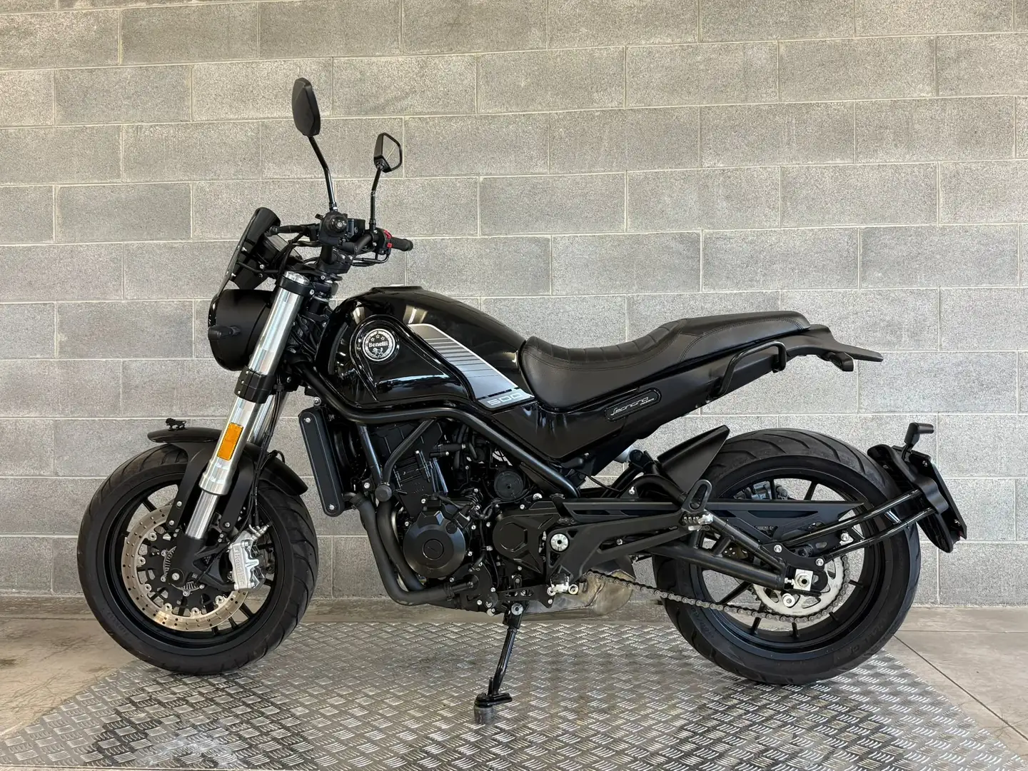 Benelli Leoncino 500cc. CAMPAGNA PROVA RISCATTA O RENDI. Negru - 1