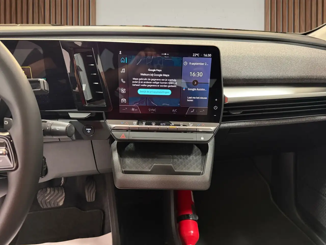 Renault Megane R130 Optimum Charge Evolution 60 kWh ** ACC K..., миниатюра 22