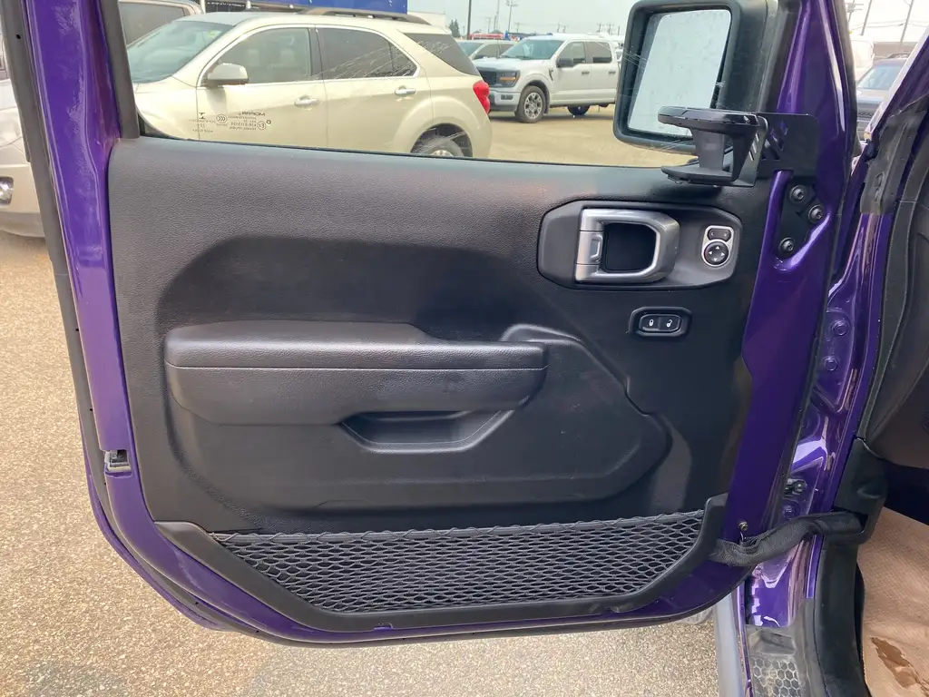 2023 Jeep Wrangler Unlimited Rubicon | Rear Cam | Push Start | Heated Steering — photo 7