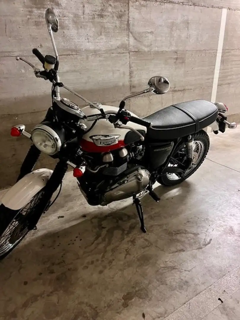 Triumph Scrambler Rojo - 2