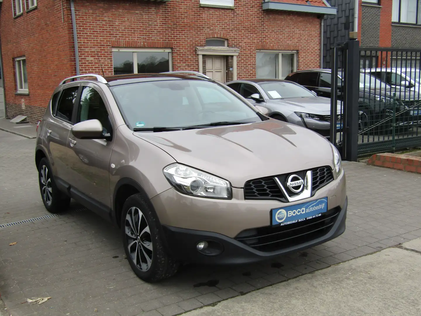 Nissan Qashqai Qashqai 1.5 dCi DPF acenta Brun - 2