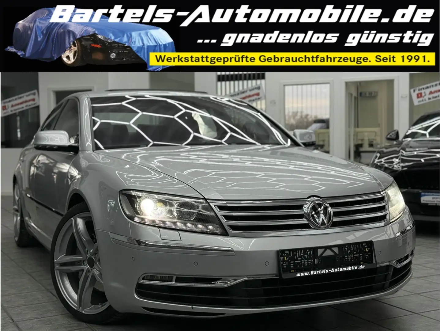Volkswagen Phaeton 4.2 V8 4Motion, Standh., Leder, Voll! Silber - 1