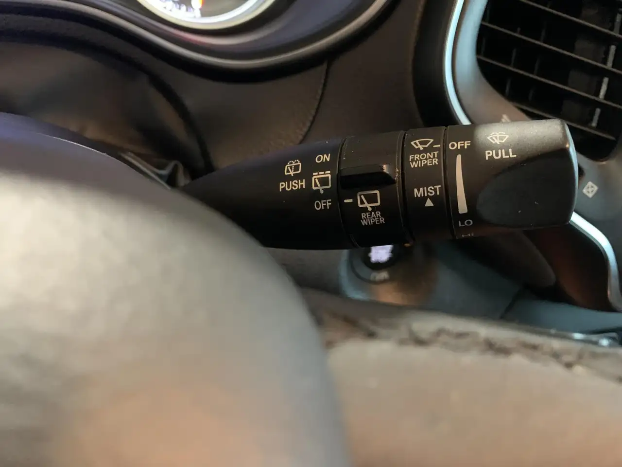 Jeep Cherokee снимка Jeep Cherokee