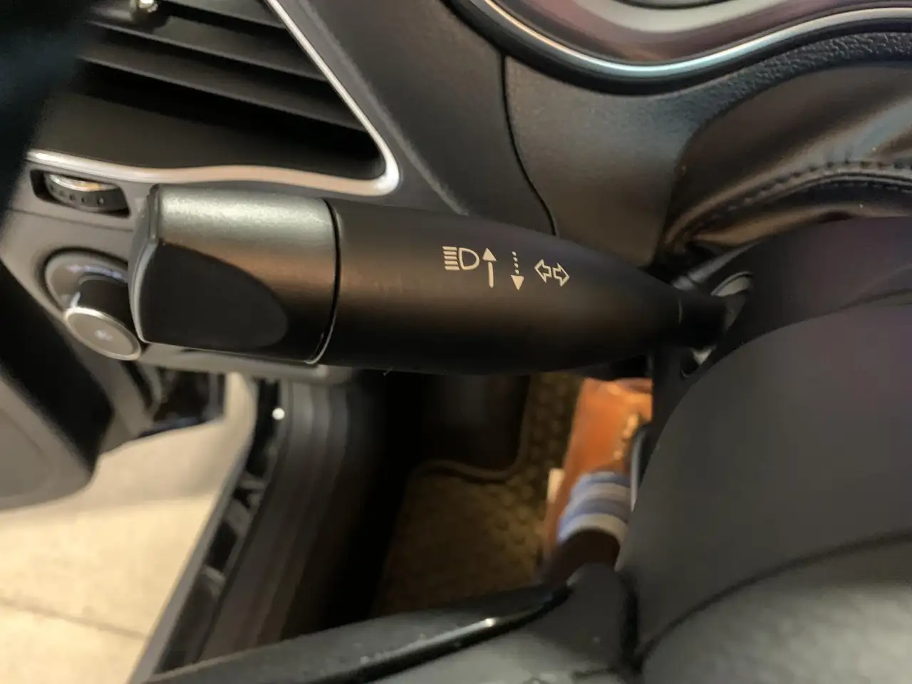 Jeep Cherokee снимка Jeep Cherokee