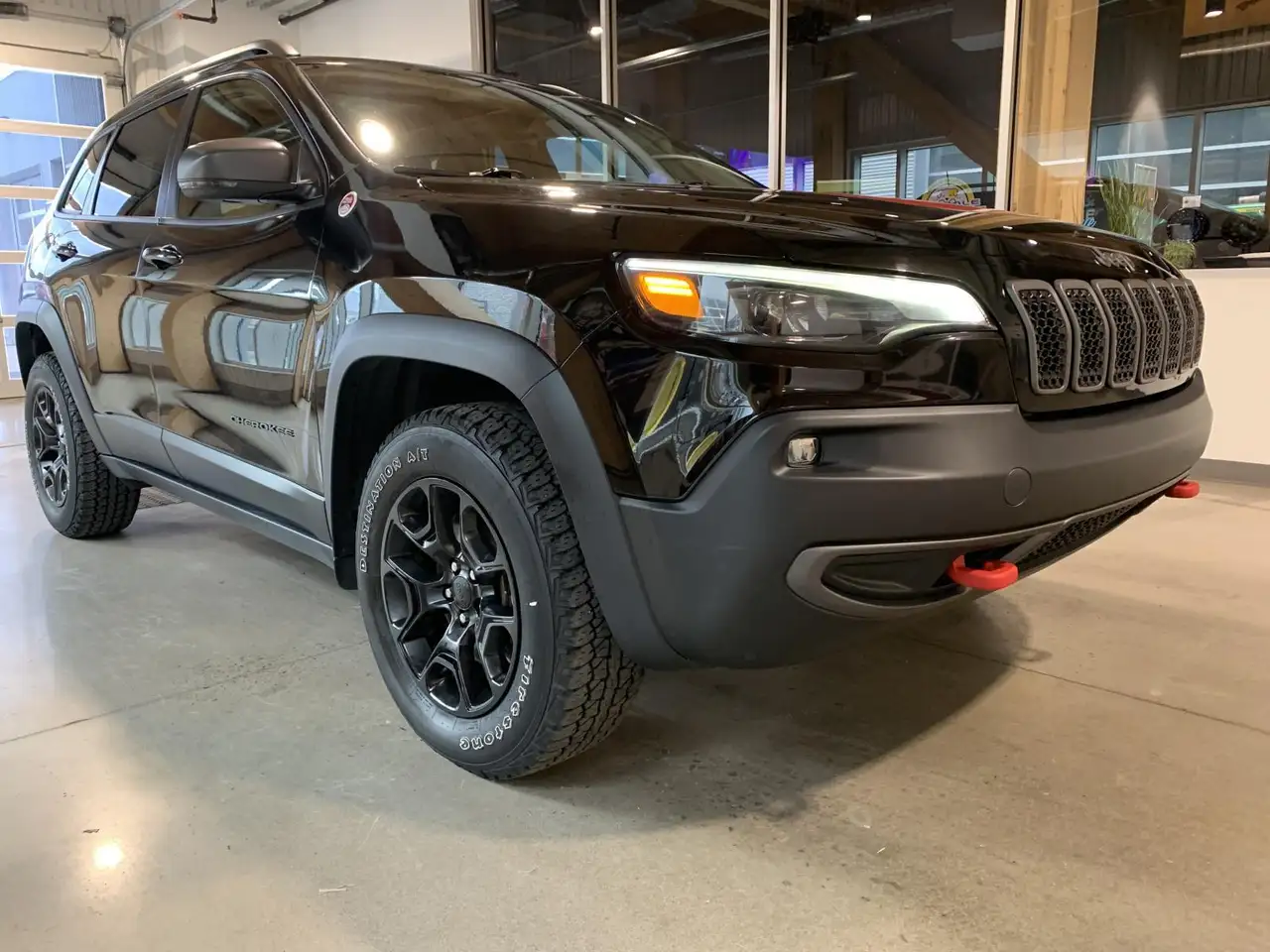 Jeep Cherokee снимка Jeep Cherokee