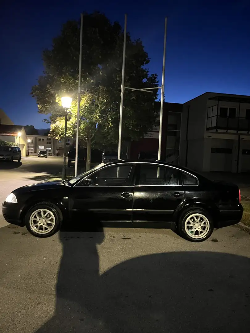 Volkswagen Passat 1,9 TDI PD Highline - 1