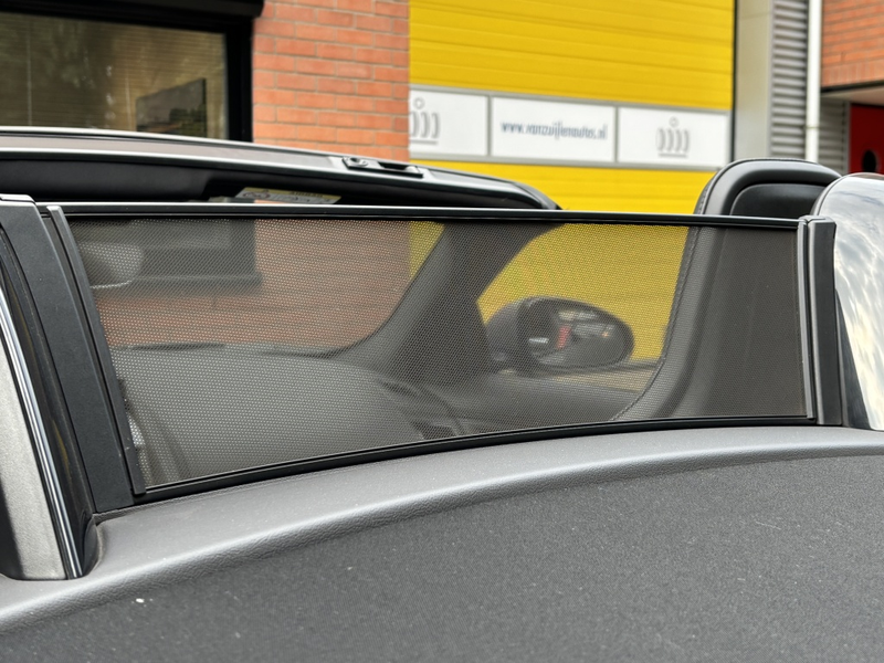 Jaguar F-Type P450 V8 AWD Cabriolet R-Dynamic — photo 26